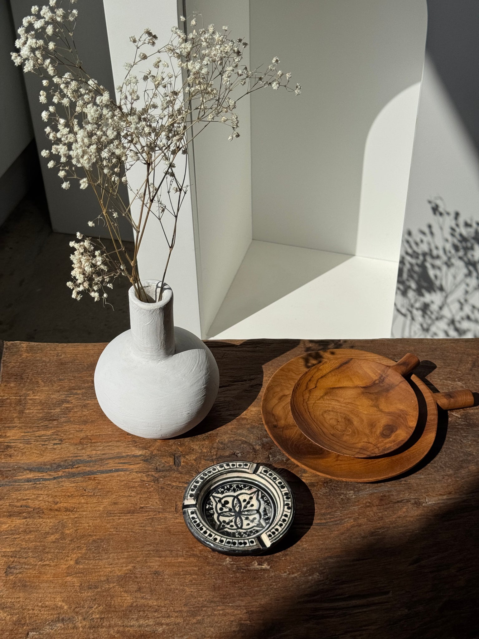 Cendrier artisanal marocain Safi noir et blanc peint à la main