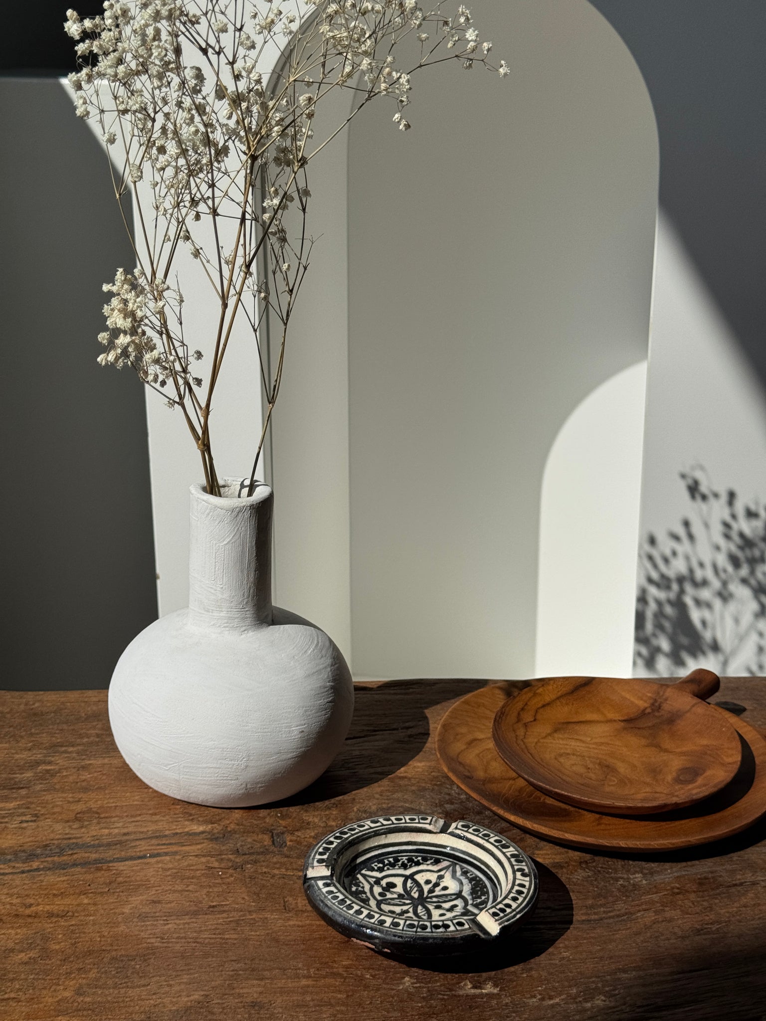 Cendrier artisanal marocain Safi noir et blanc peint à la main