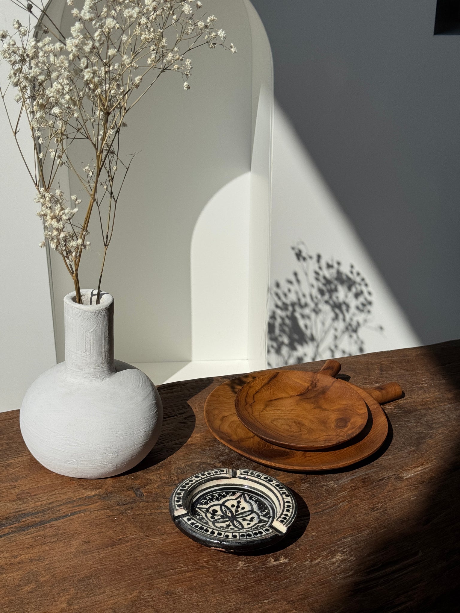 Cendrier artisanal marocain Safi noir et blanc peint à la main