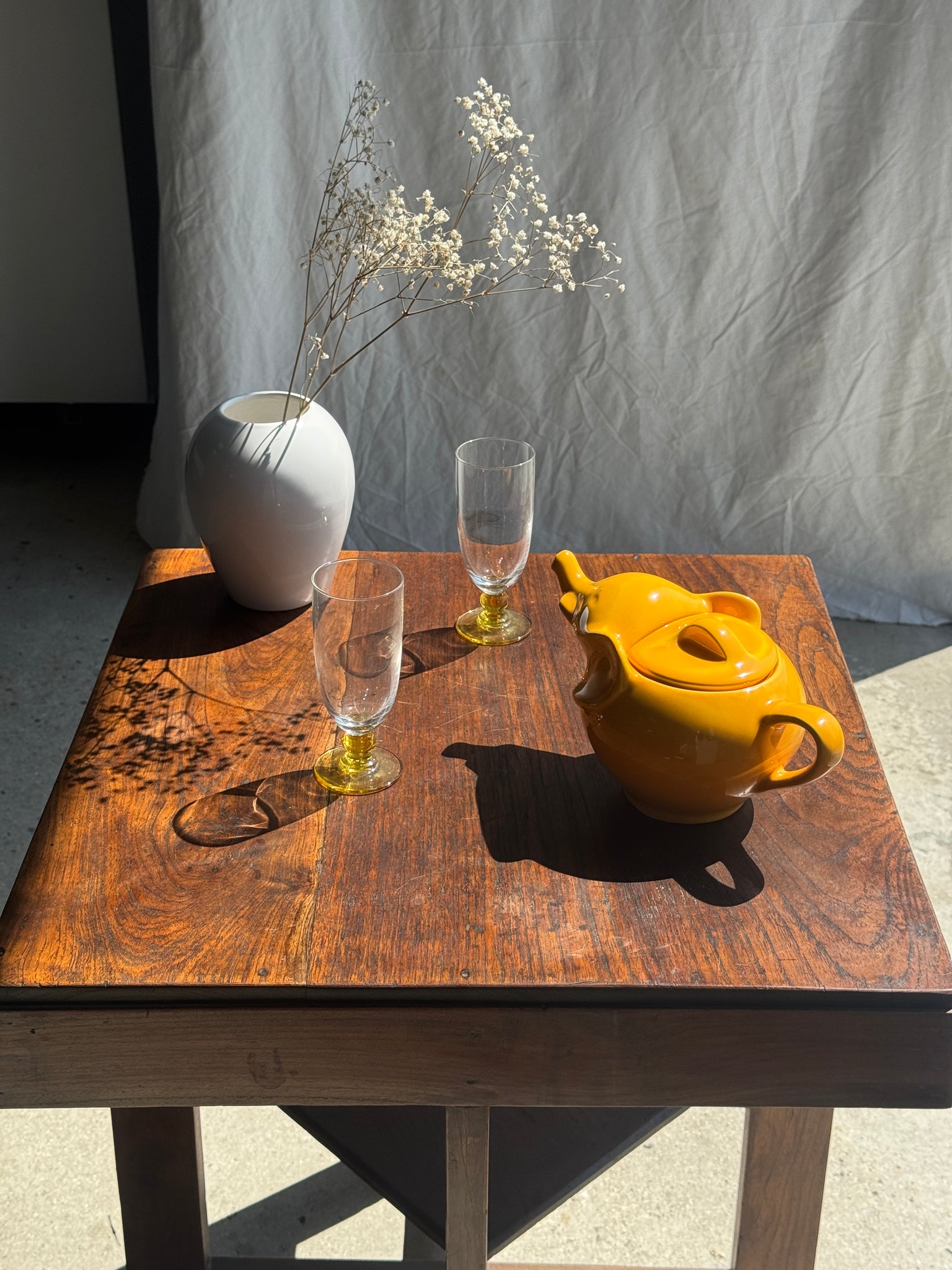 Théière éléphant vintage jaune