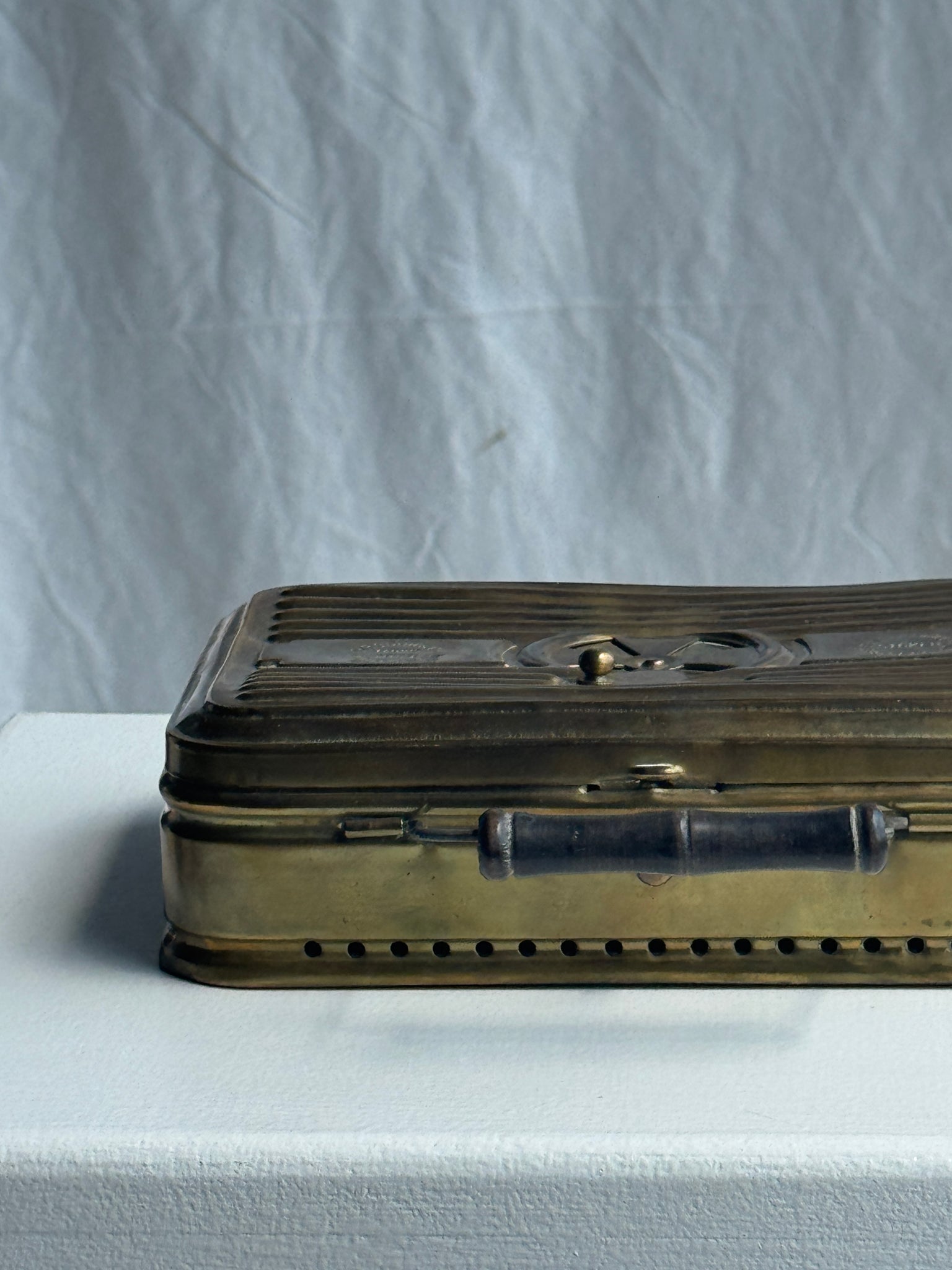 Chaufferette dorée de voyage Stoker XIXe siècle
