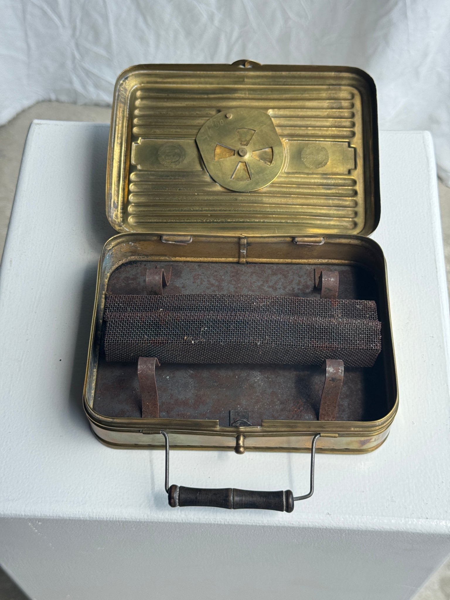 Chaufferette dorée de voyage Stoker XIXe siècle