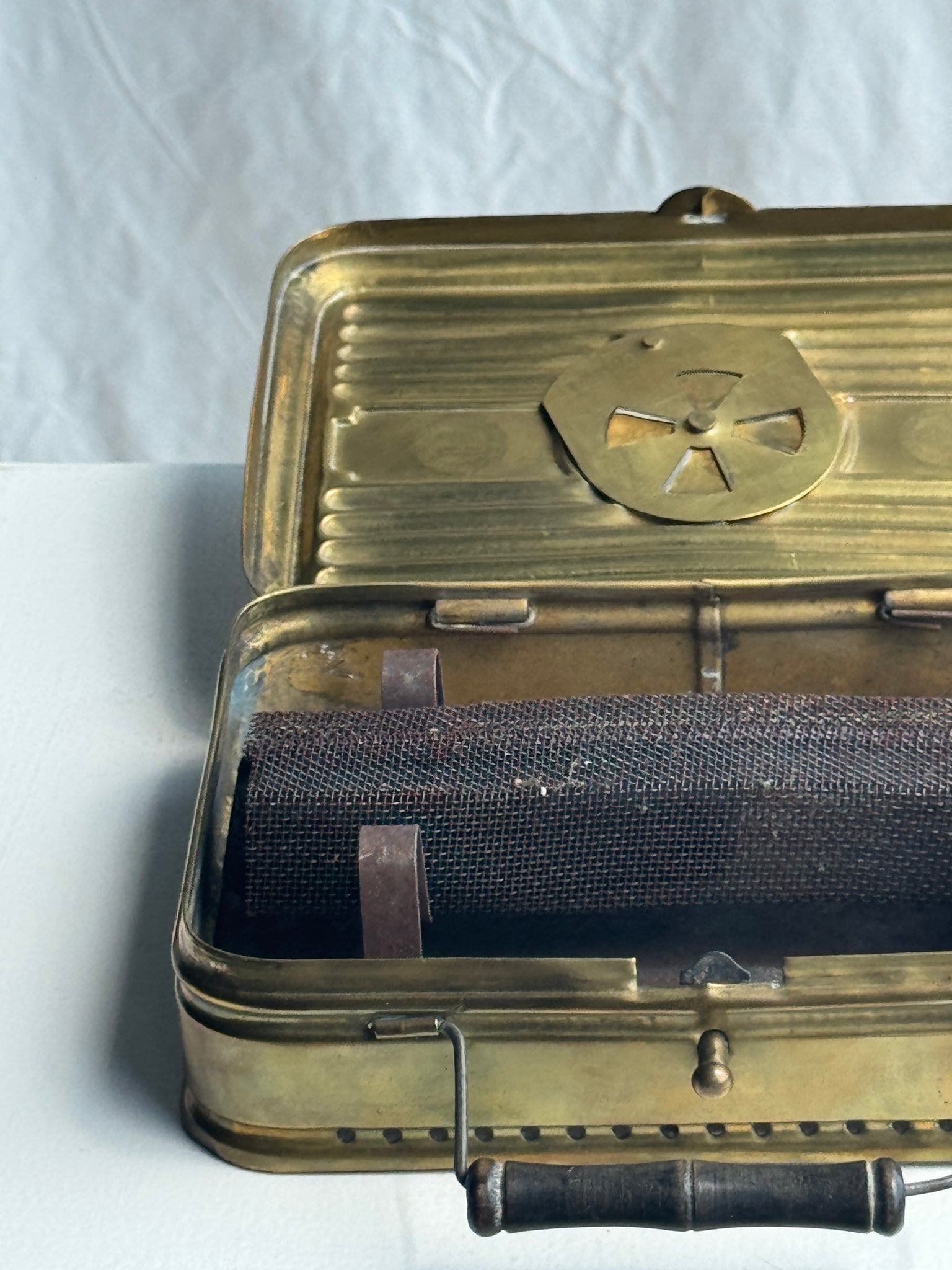 Chaufferette dorée de voyage Stoker XIXe siècle