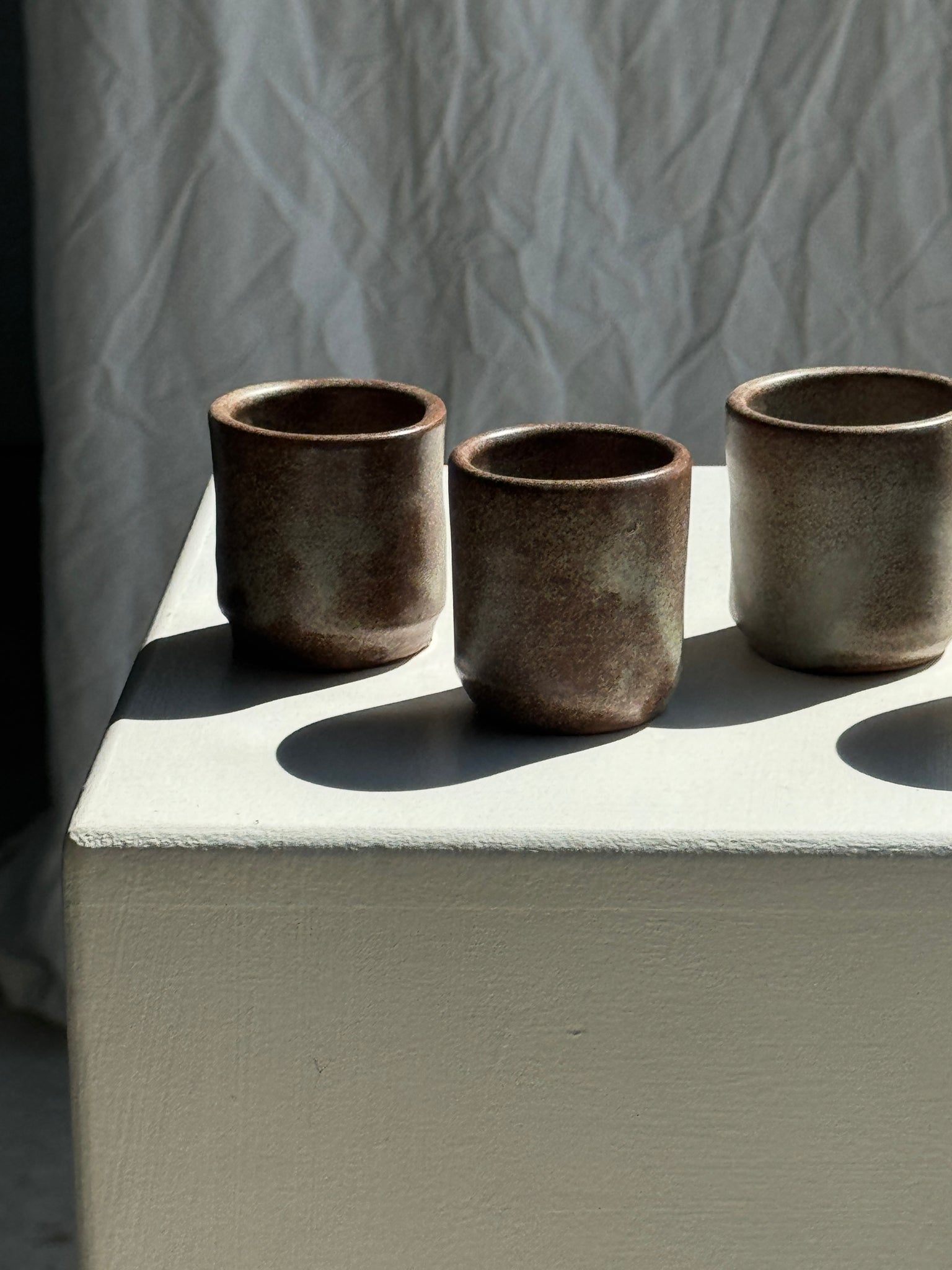 Lot de 4 tasses expresso en terracotta brune moucheté