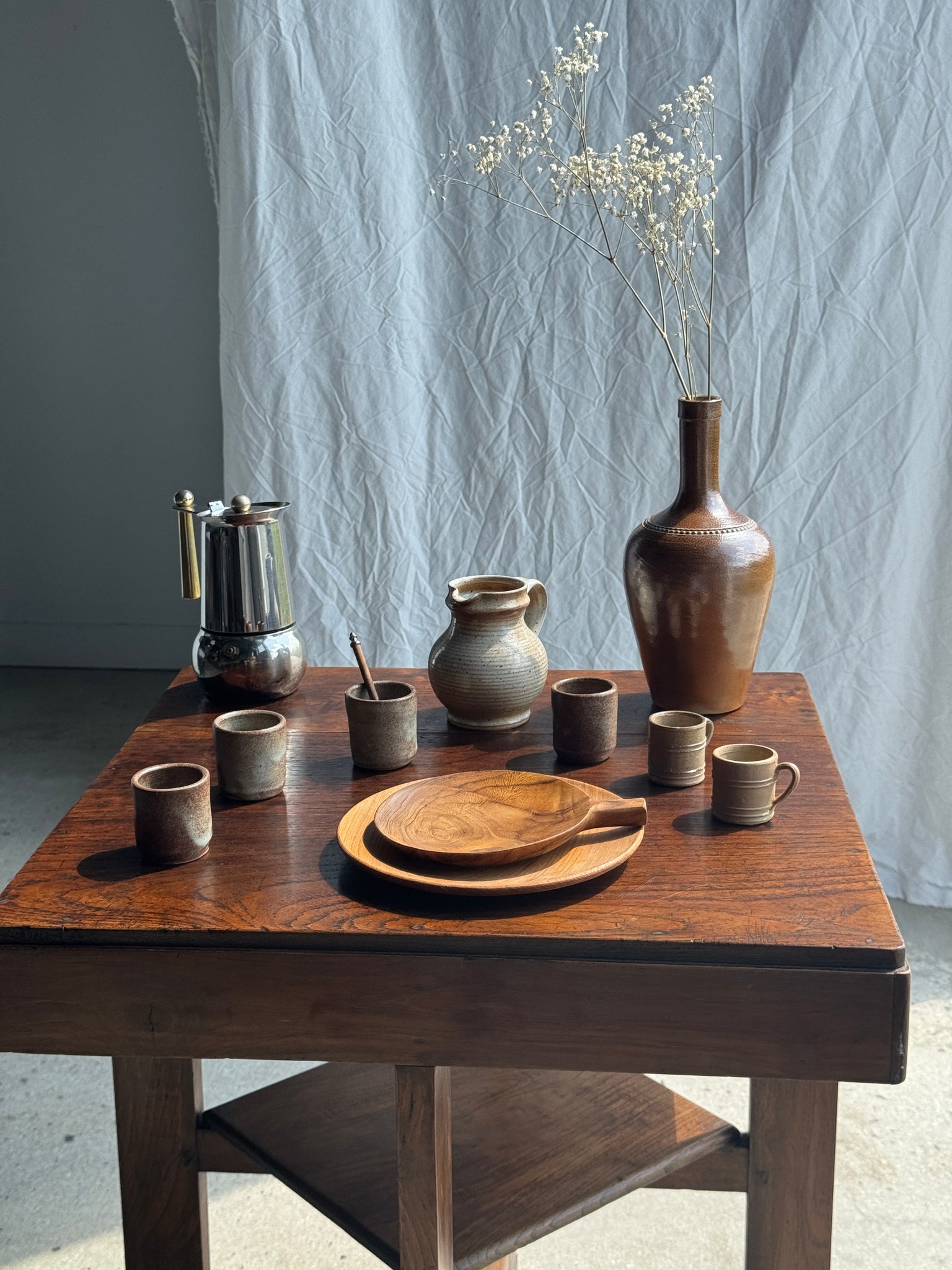 Mini carafe en grès du Marais beige à stries H11,5
