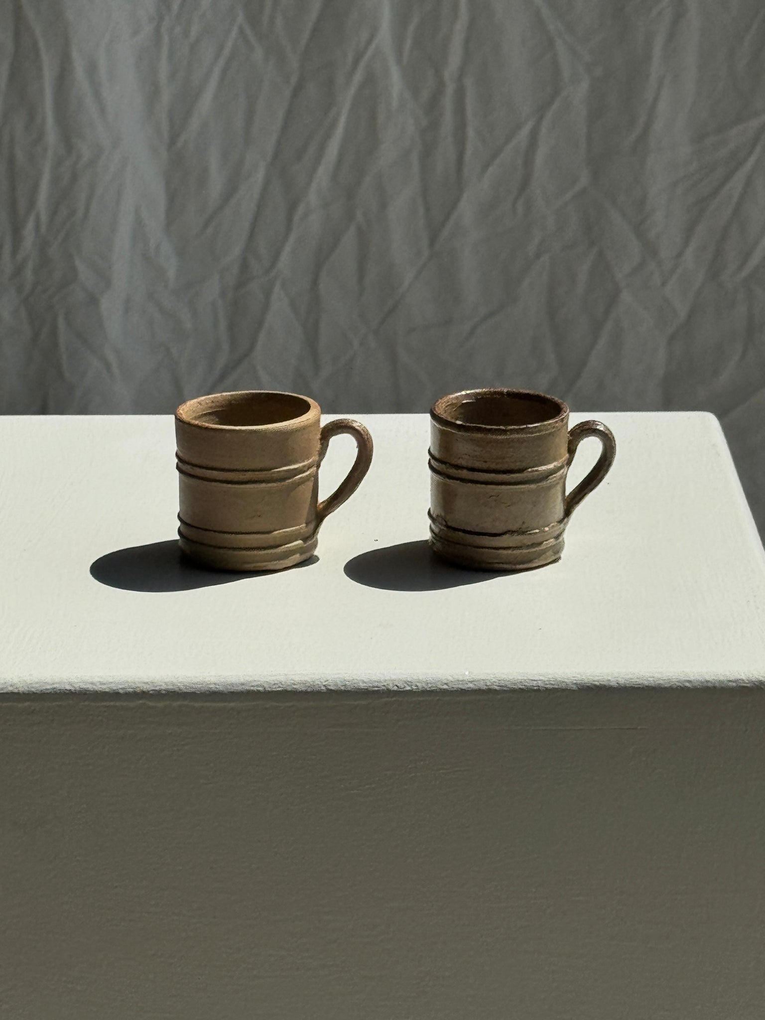Lot de 2 mini tasses en grès