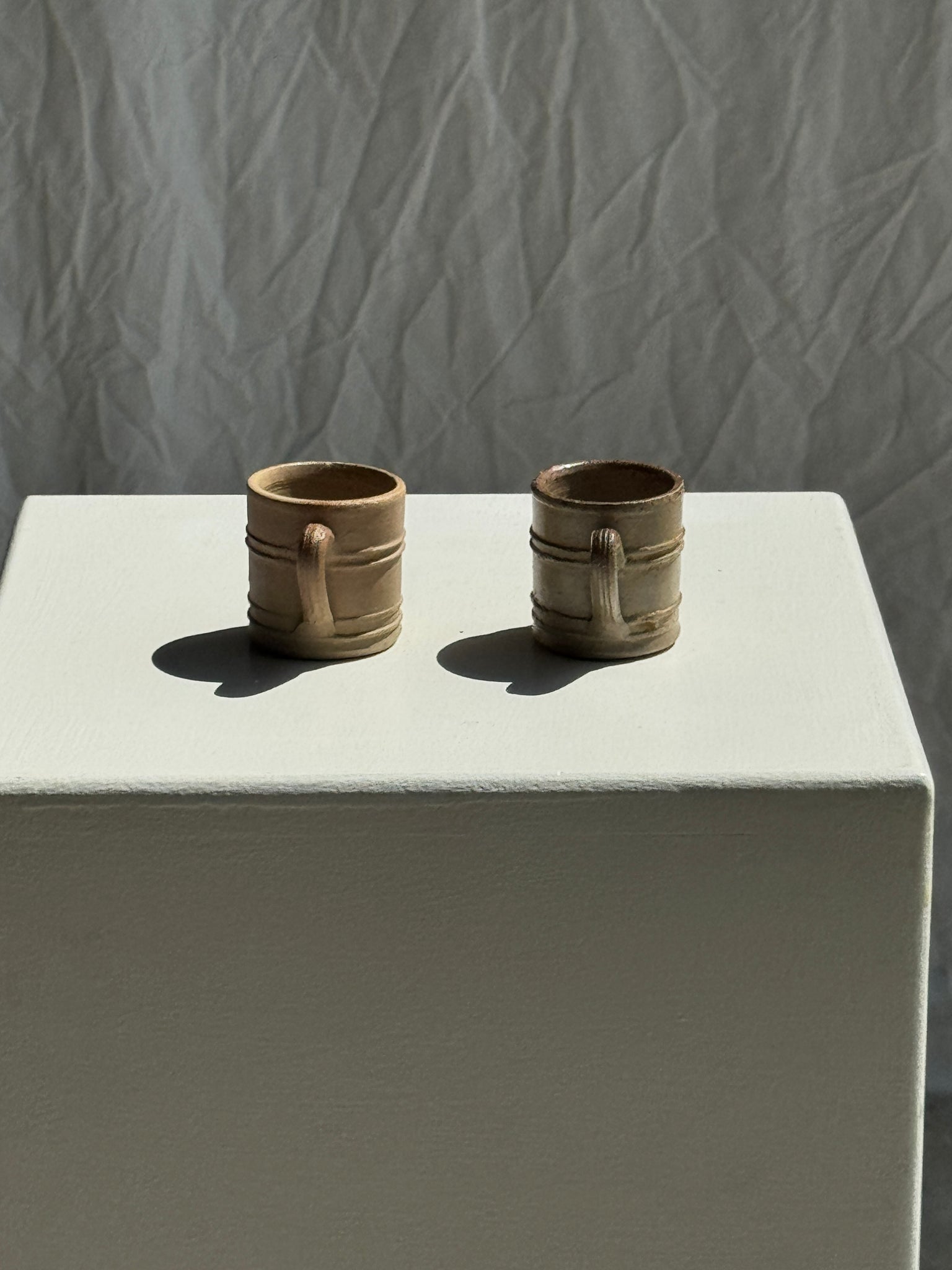 Lot de 2 mini tasses en grès