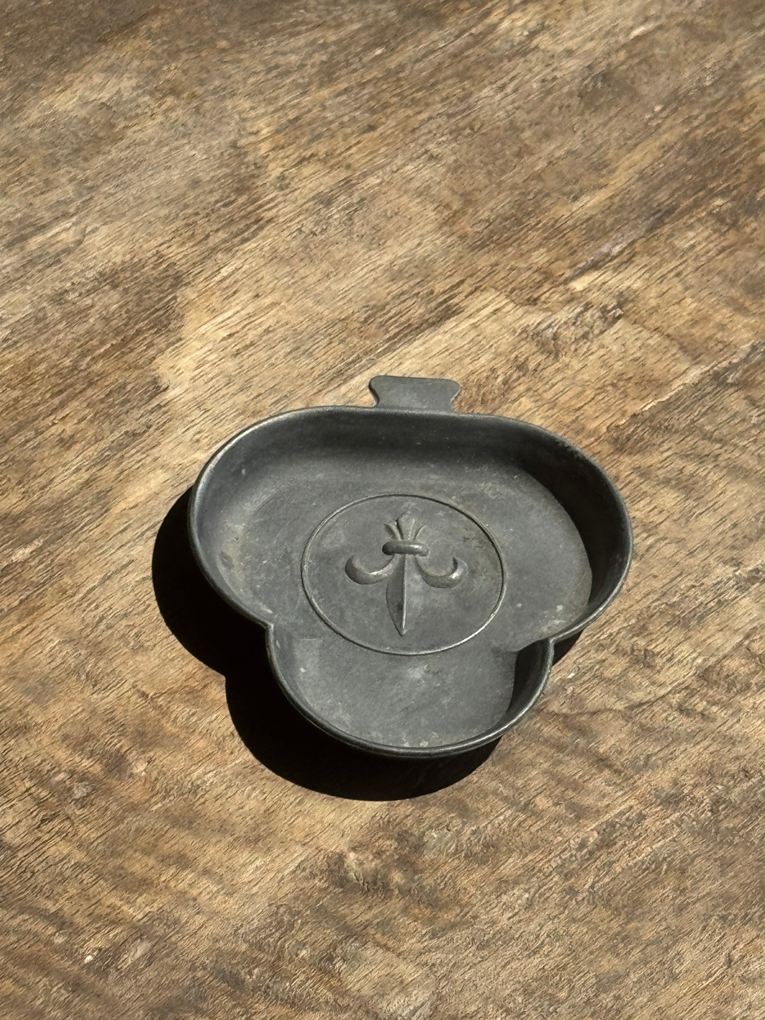 Mini coupelle trèfle en laiton