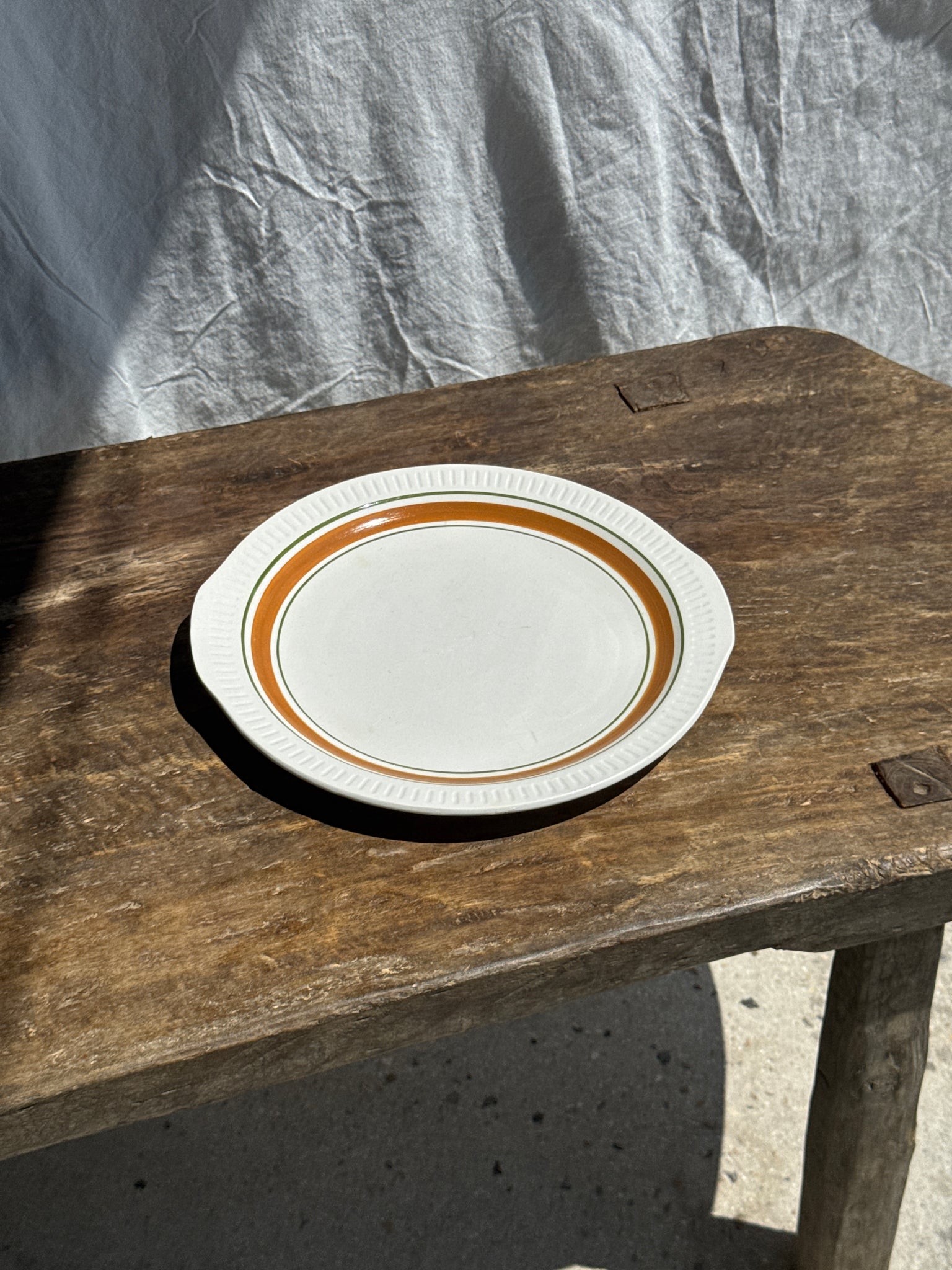 Plat à gâteaux vintage liseré orange et vert D30