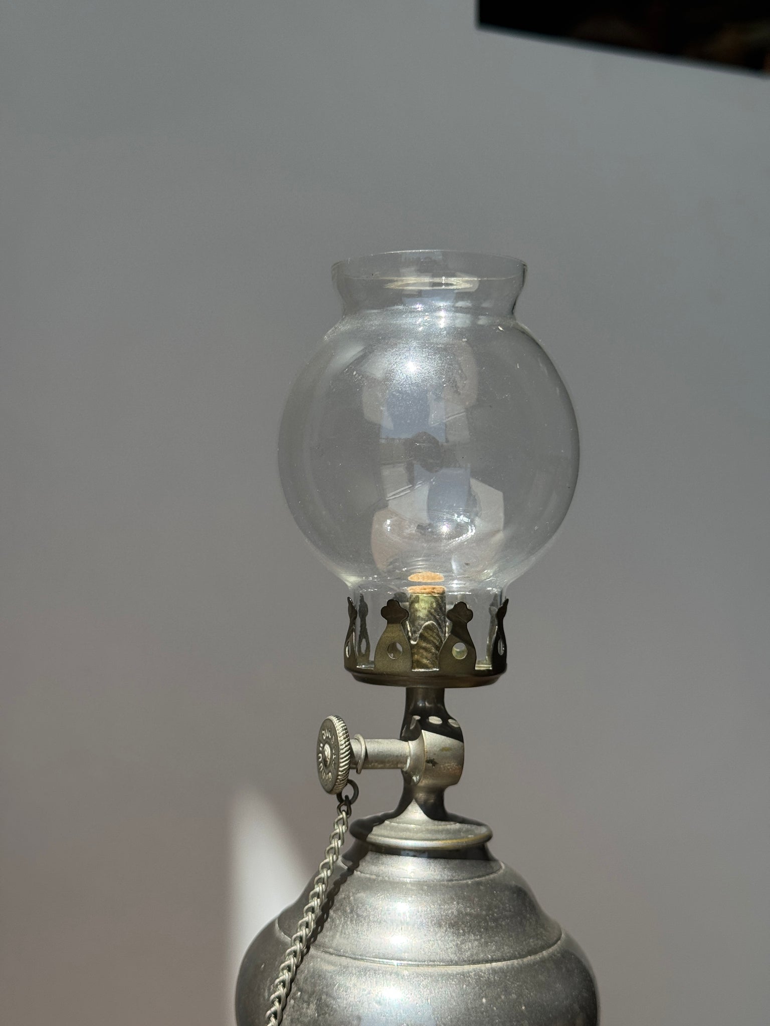 Lampe à huile argentée XIXe siècle H36