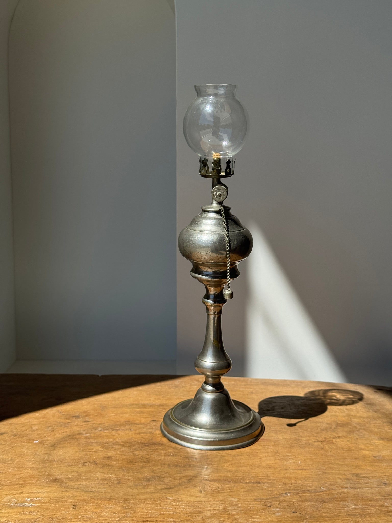 Lampe à huile argentée XIXe siècle H36
