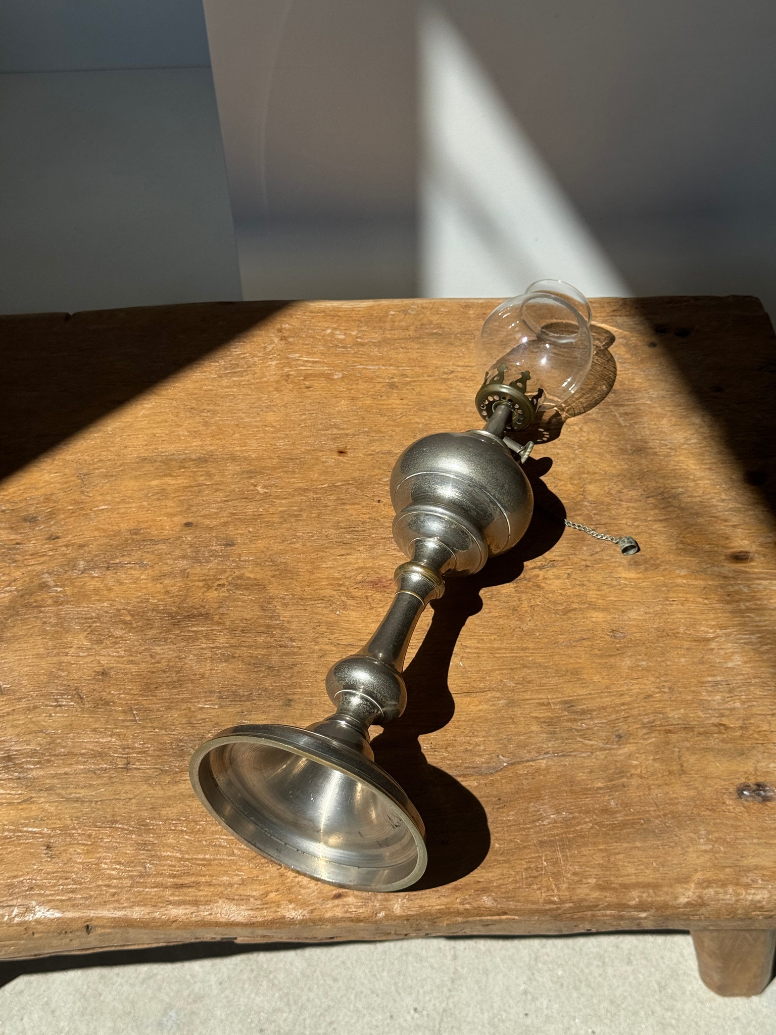 Lampe à huile argentée XIXe siècle H36