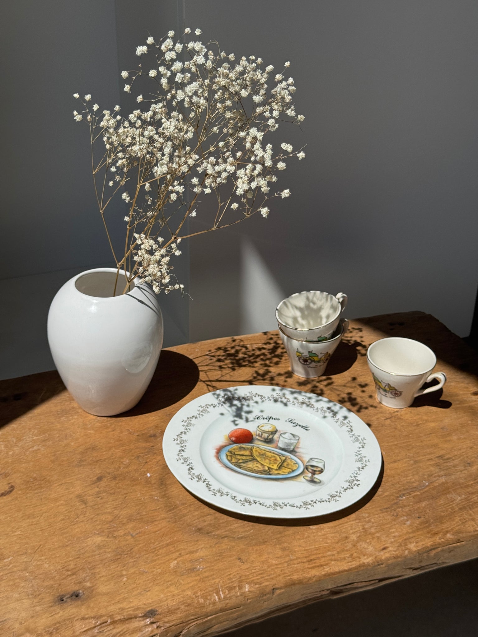Lot de 3 tasses à café à motif de voitures anciennes