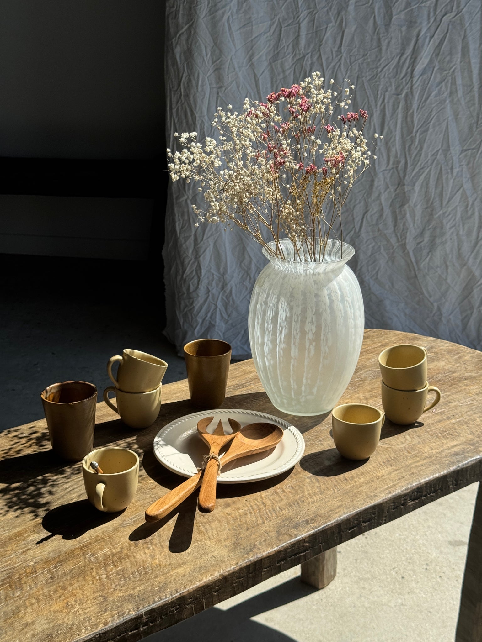 Lot de 6 petites tasses en grès véritable