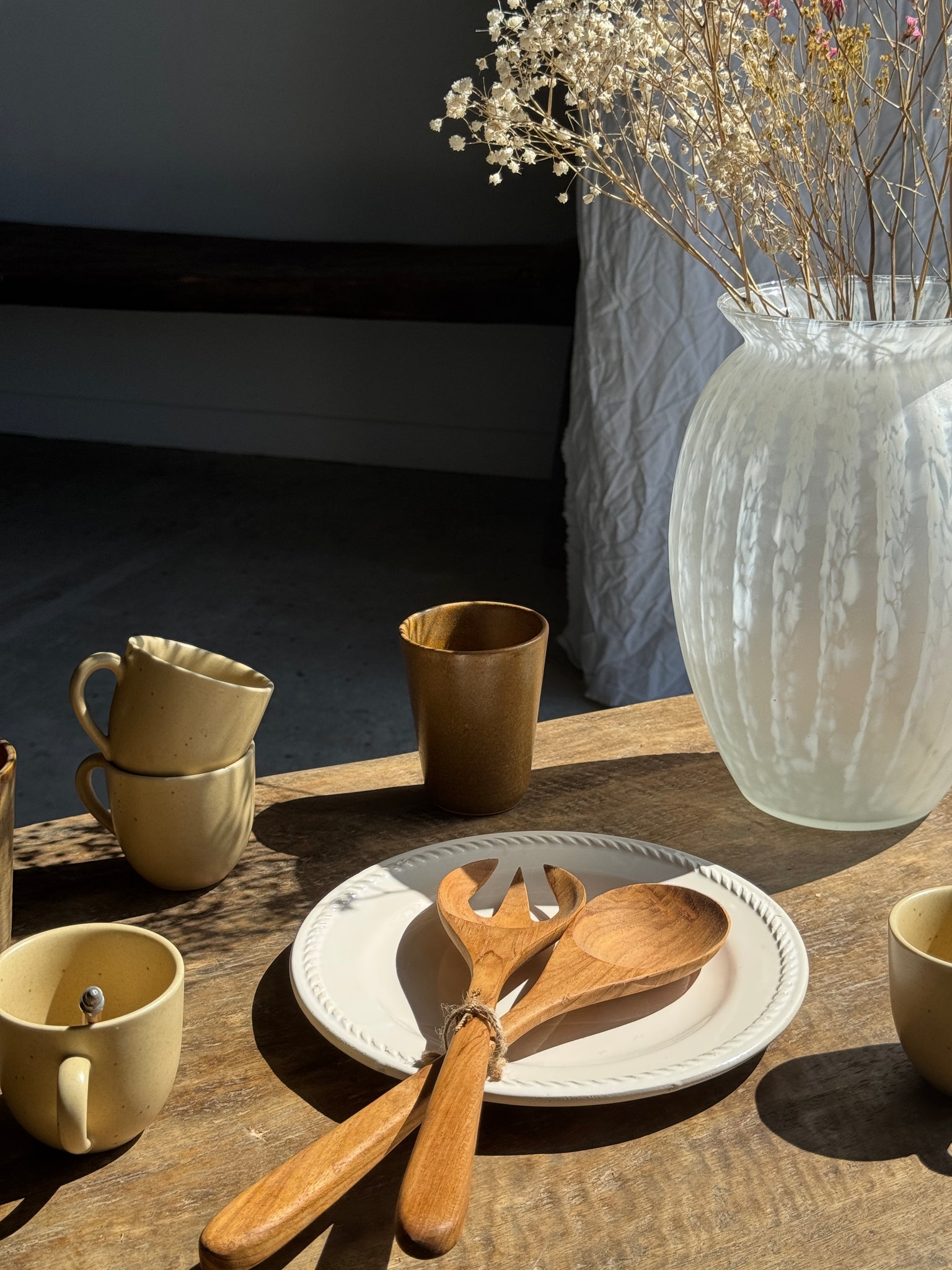 Lot de 6 petites tasses en grès véritable