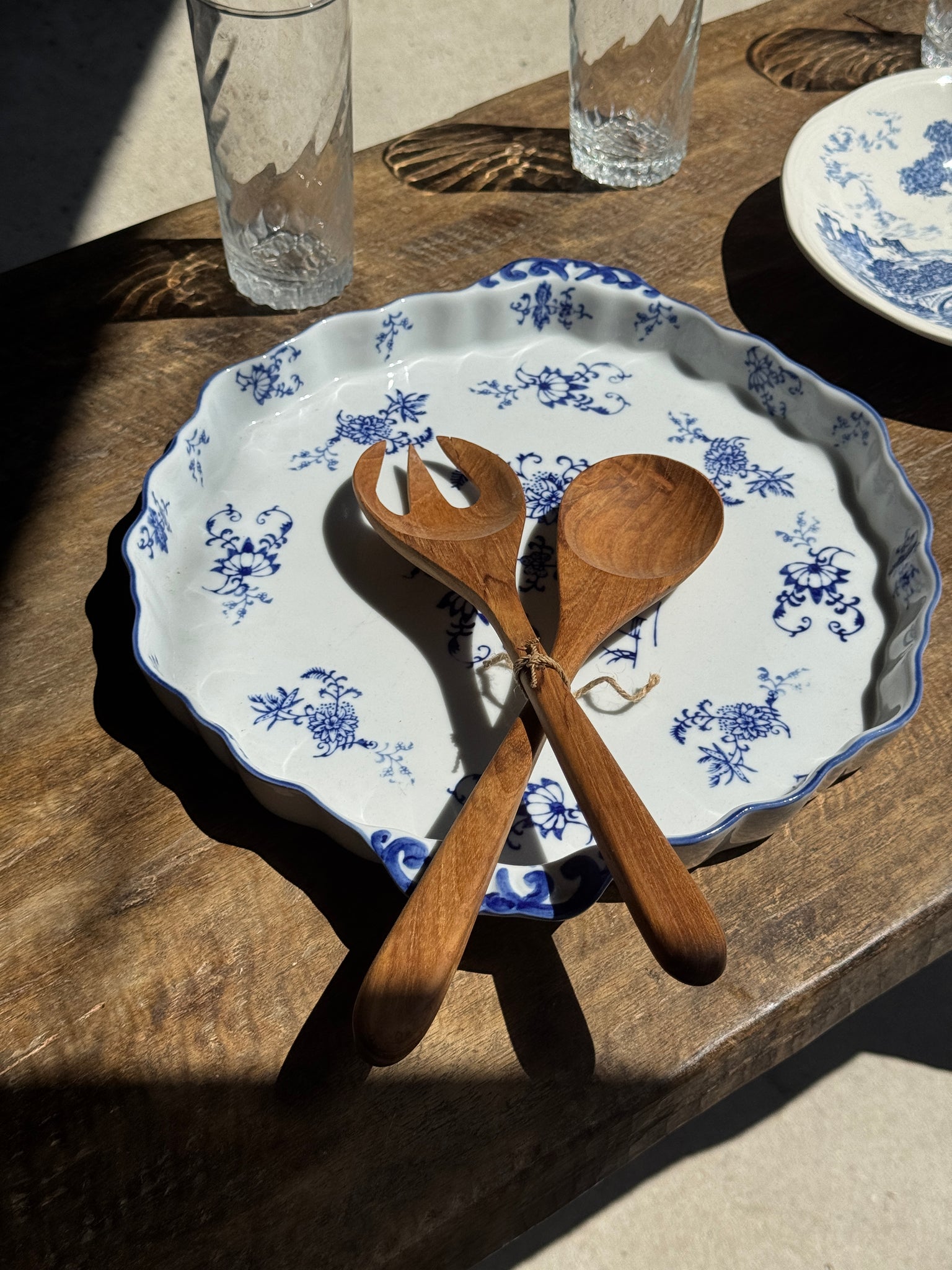 Plat à tarte ancien bleu et blanc D28