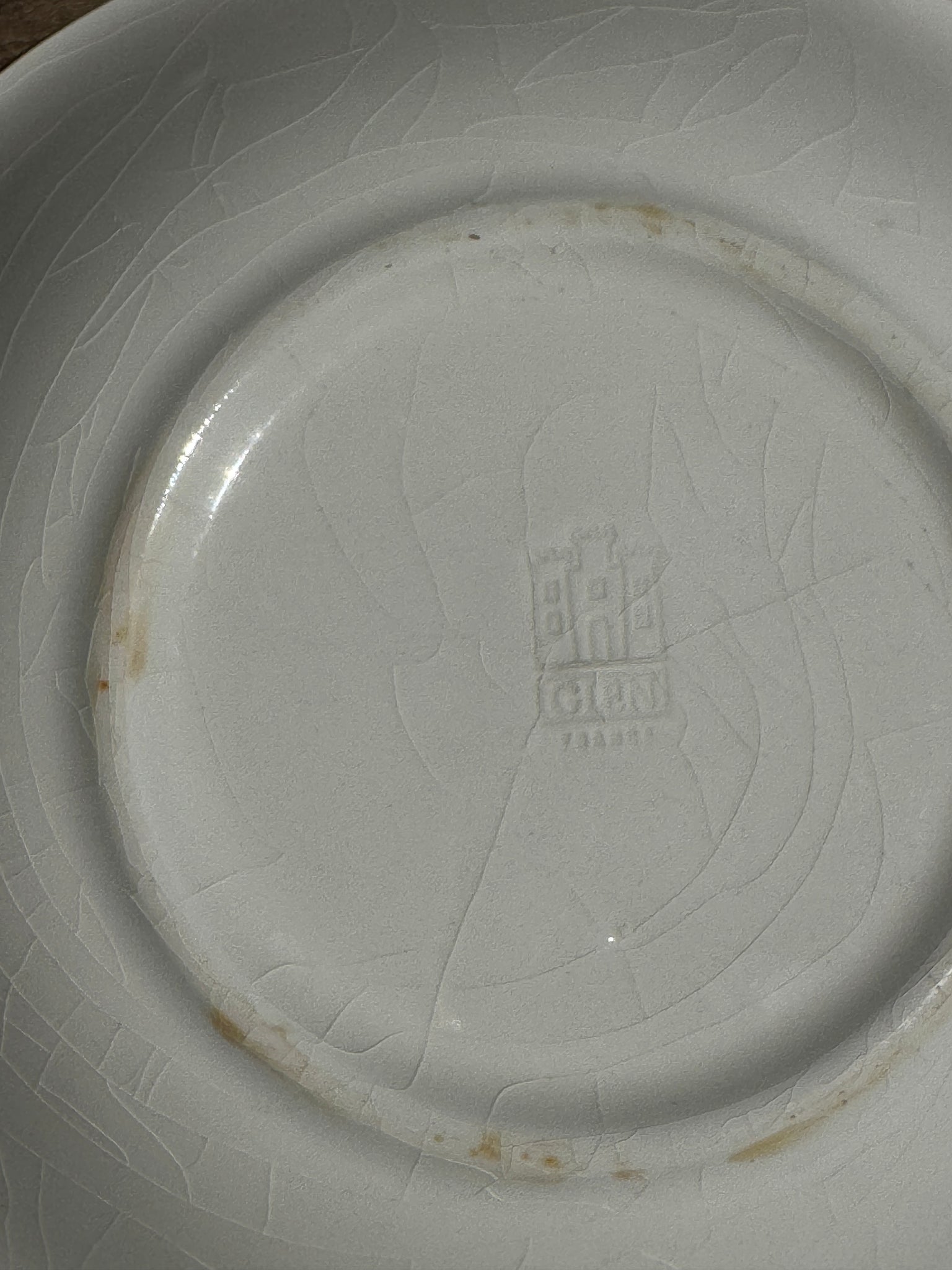 Petite assiette creuse faïence de Gien à motif de paysage bleu D21,5
