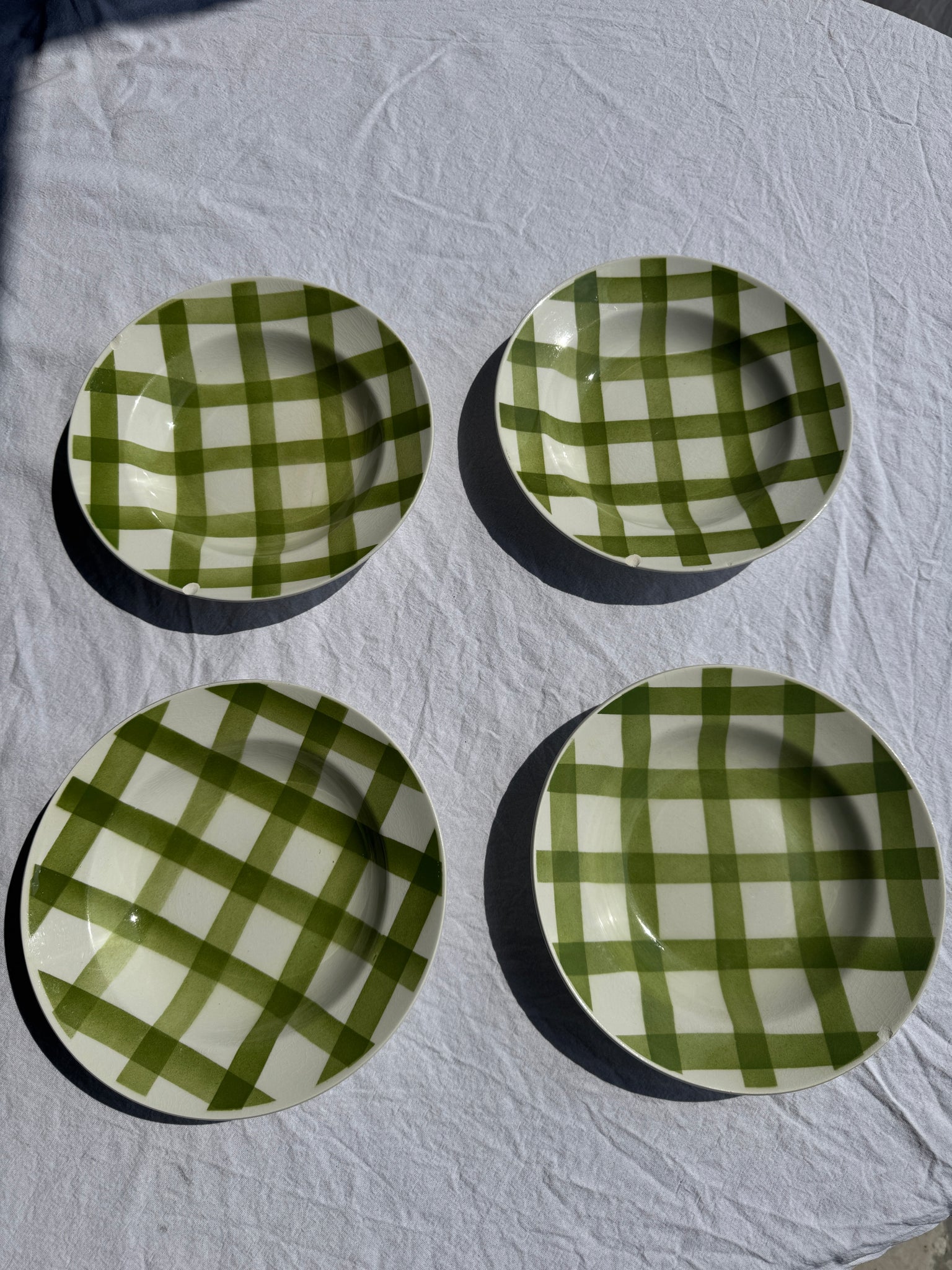 Lot de 4 assiettes vertes quadrillées creuses Moulin des Loups