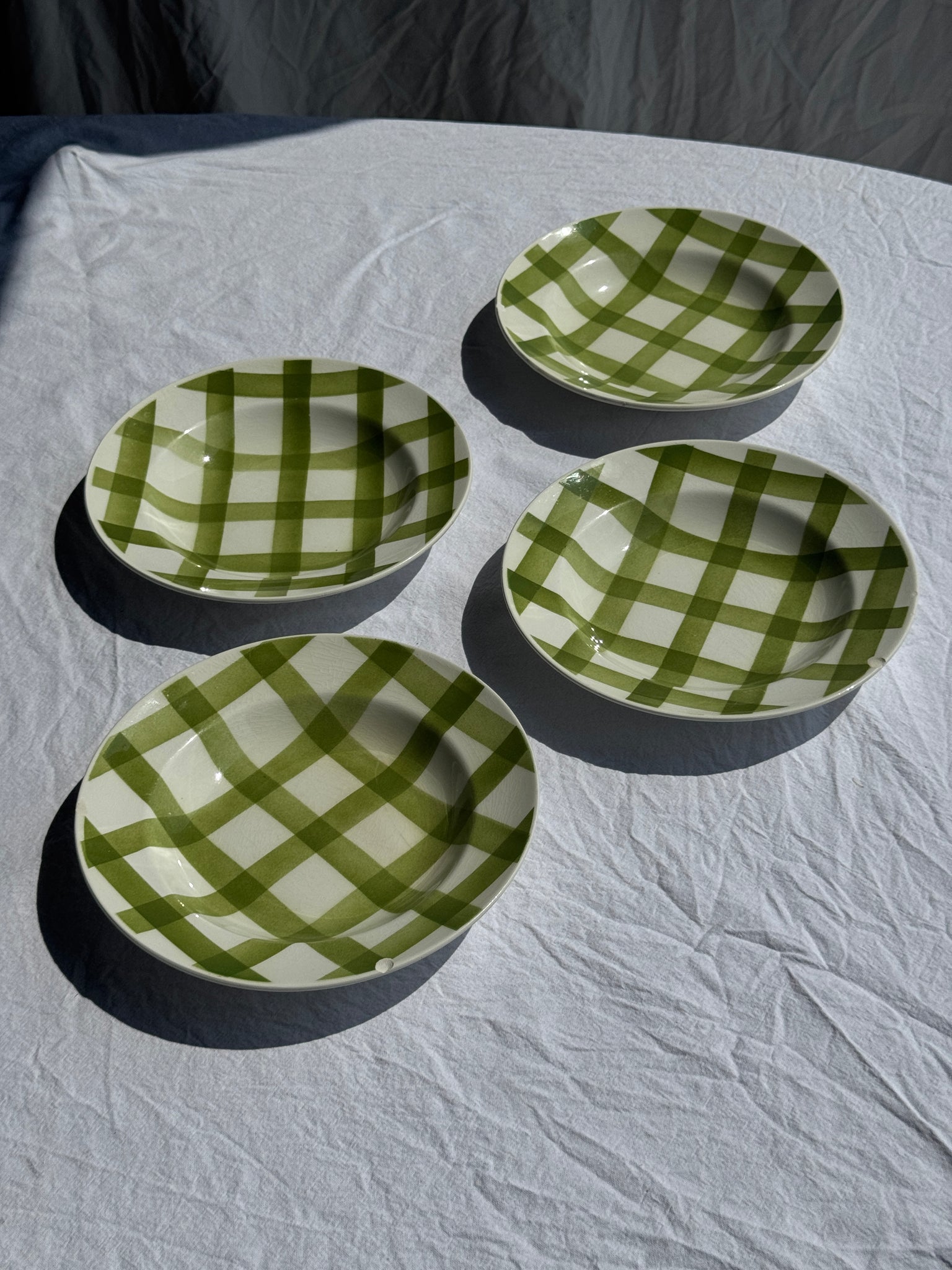Lot de 4 assiettes vertes quadrillées creuses Moulin des Loups