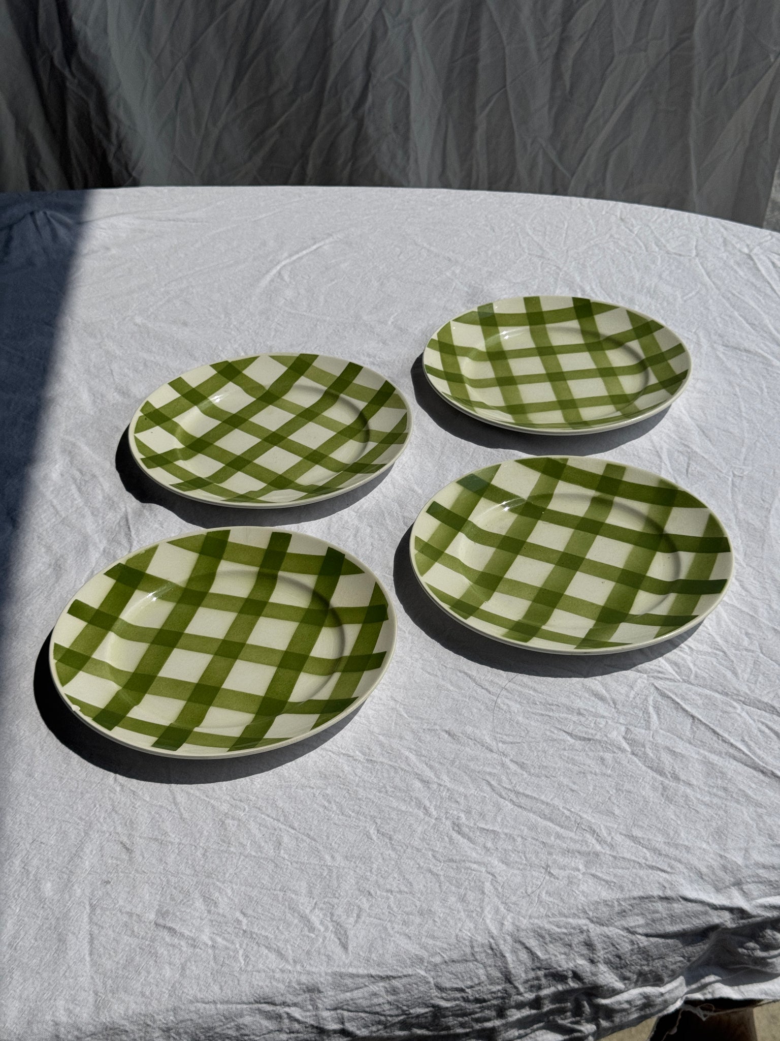 Lot de 4 assiettes à dessert vertes quadrillées plates Moulin des Loups D24