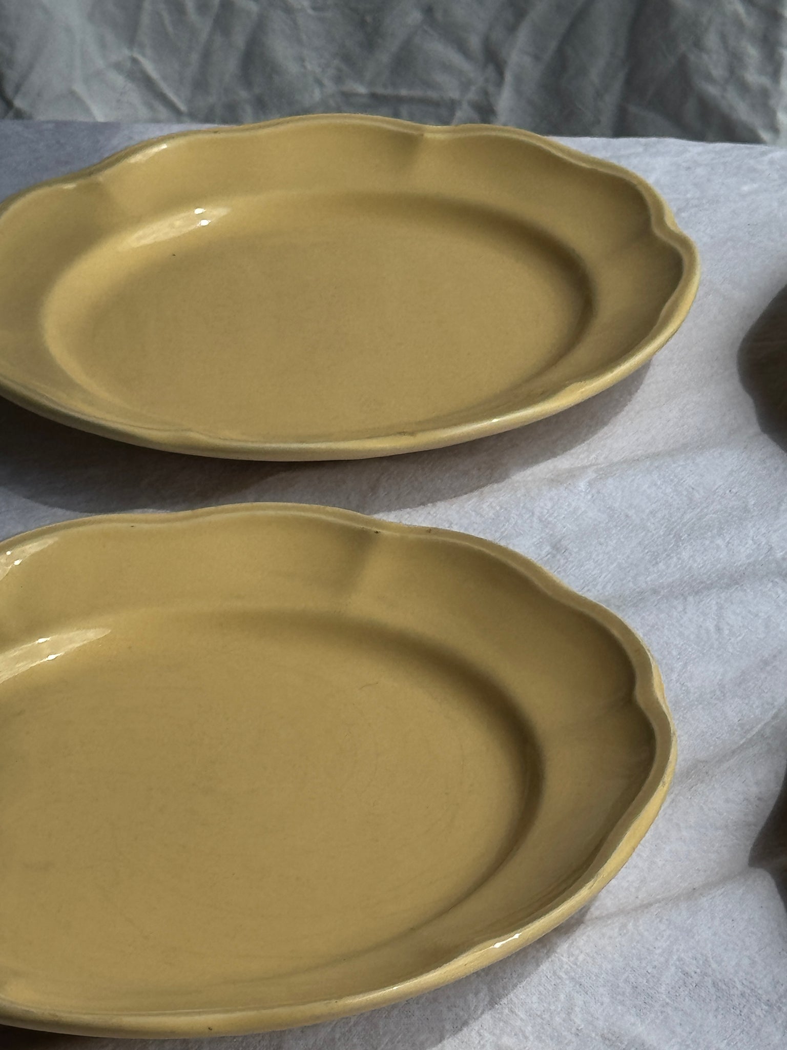 Lot de 6 assiettes jaunes corolle D27