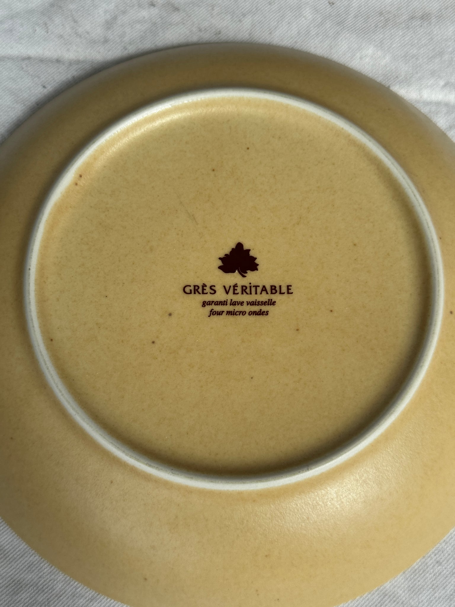 Lot de 6 assiettes creuses en grès véritable D21