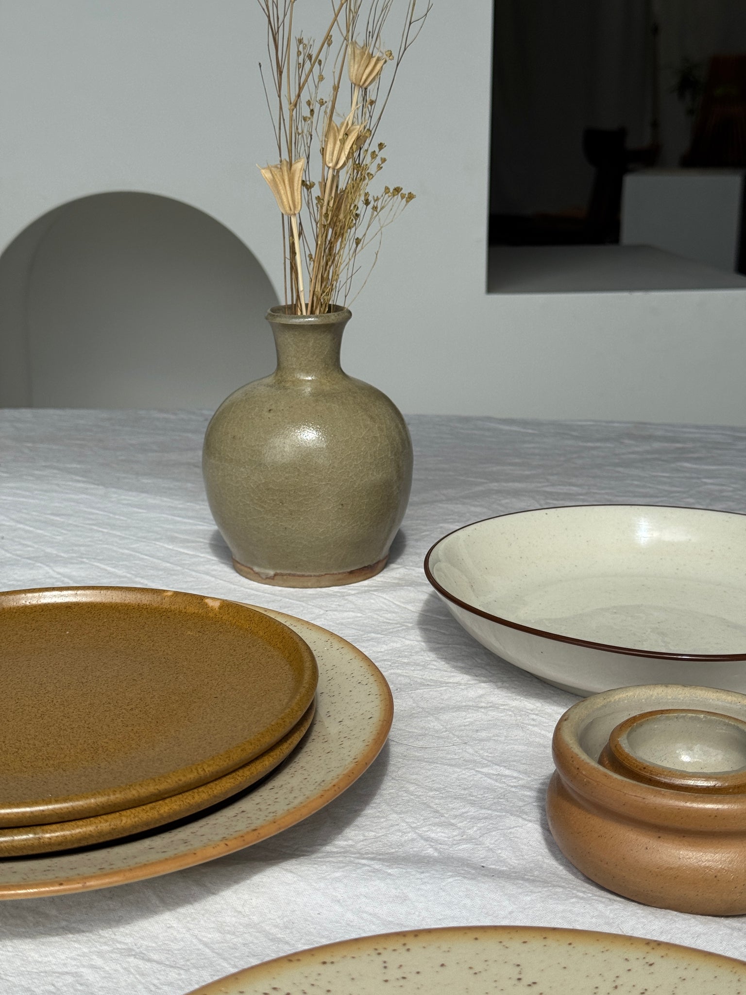 Petit vase boule en grès H14