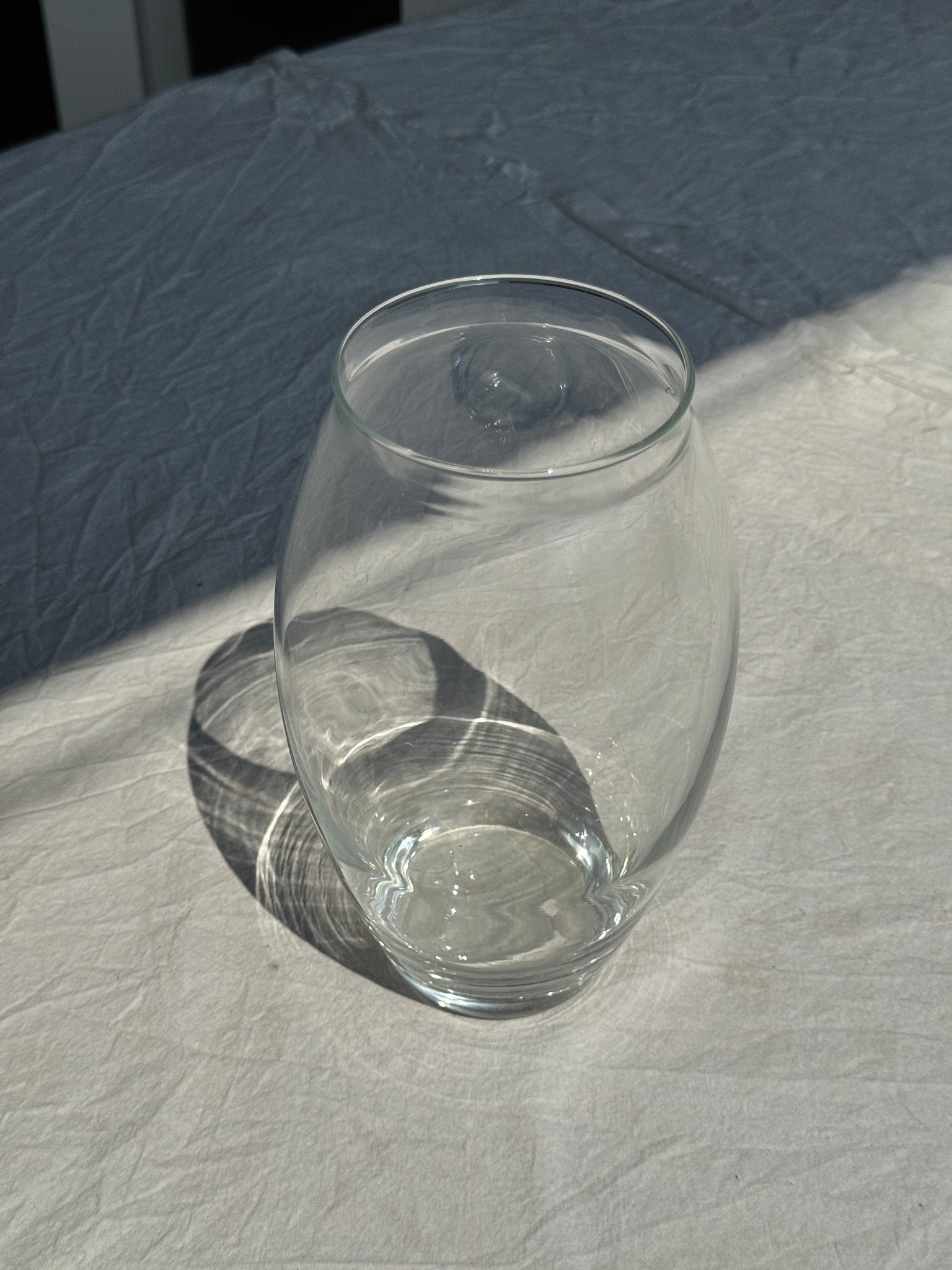 Vase transparent en verre H22