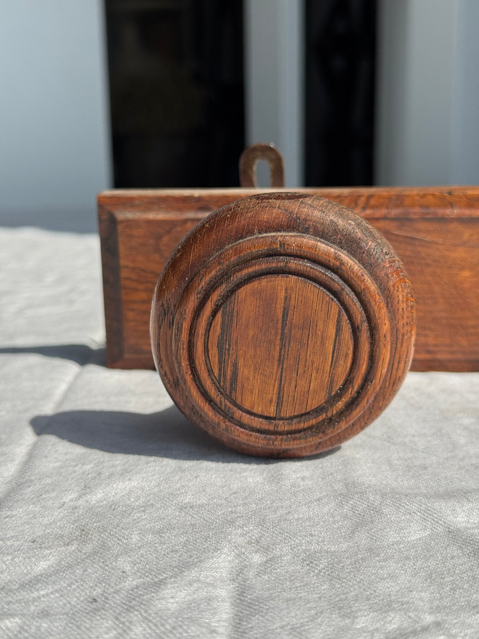 Patère en chêne ancienne à 3 accroches rondes