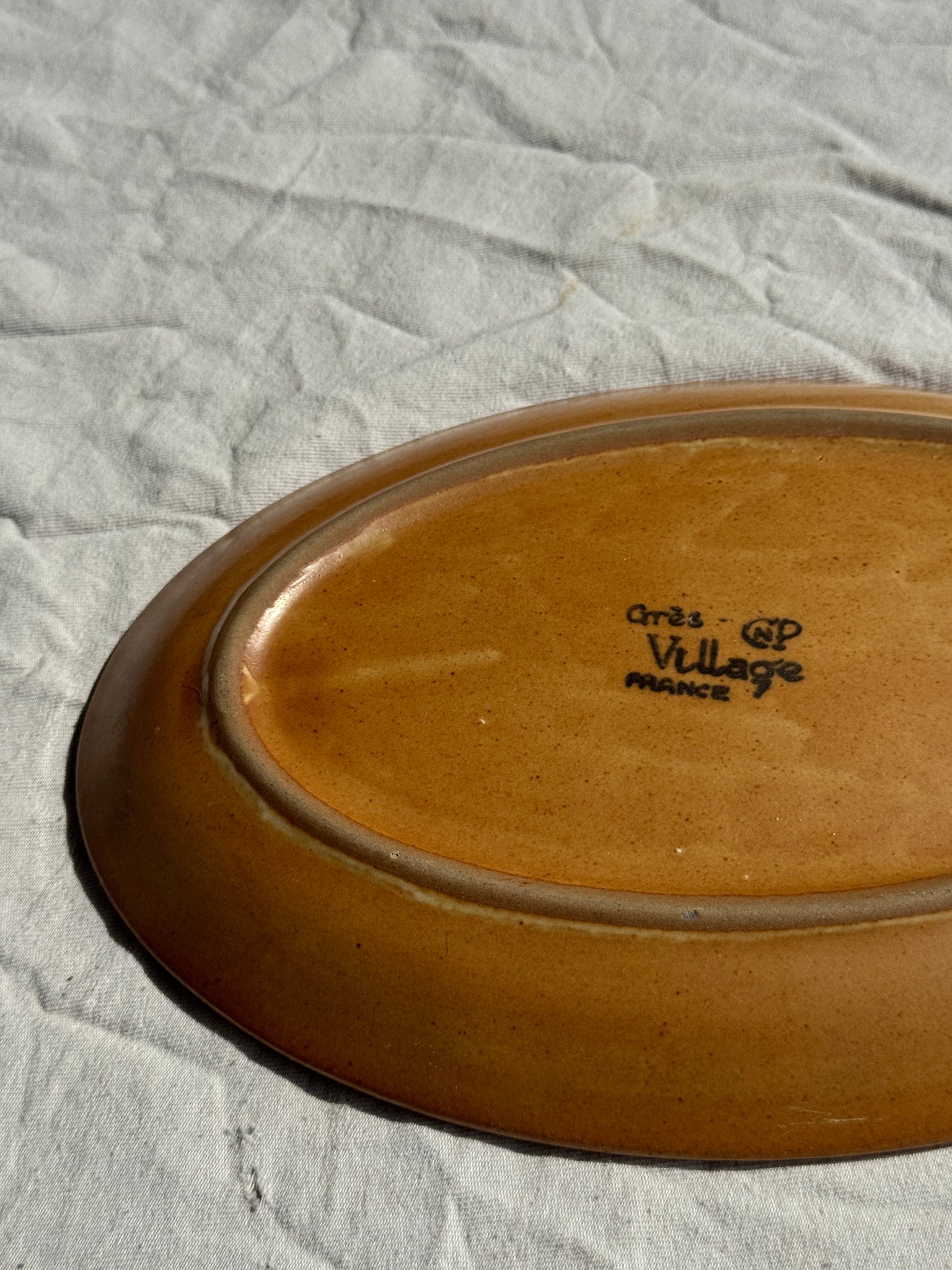 Grand plat ovale CNP Village France L31