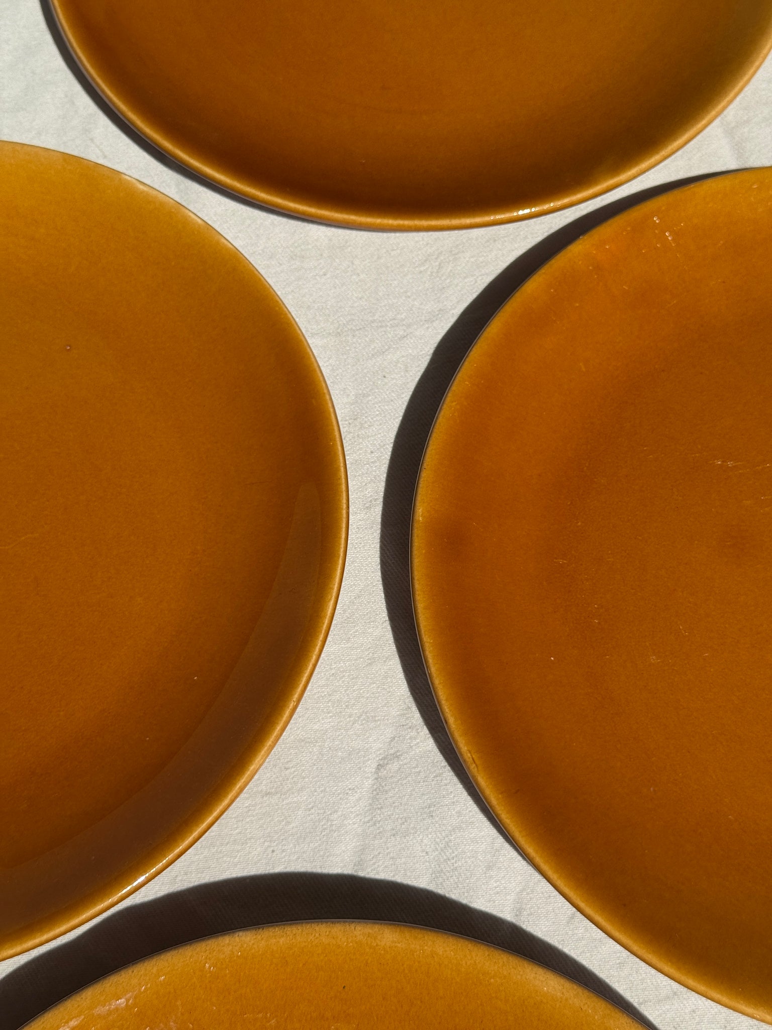 Lot de 8 assiettes en céramique orange D24,5