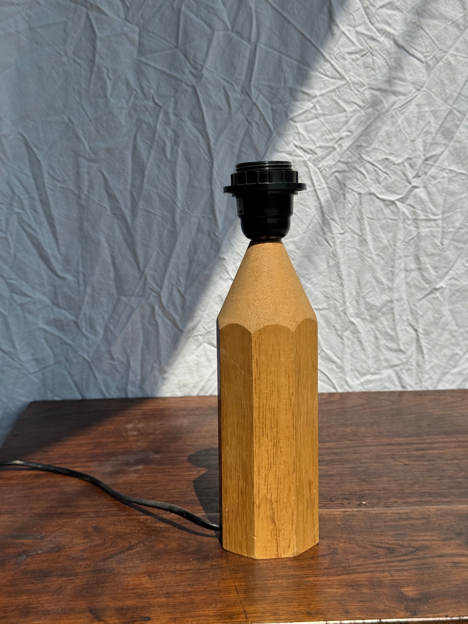 Pied de lampe crayon bois naturel Tarogo vintage H27,5