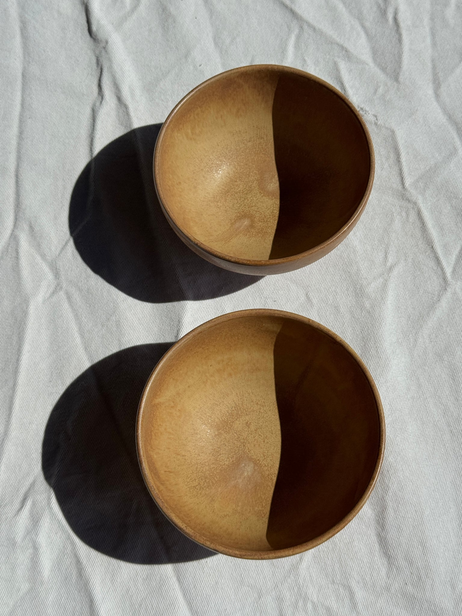 Lot de 2 petits bols piedouche en grès D13,5