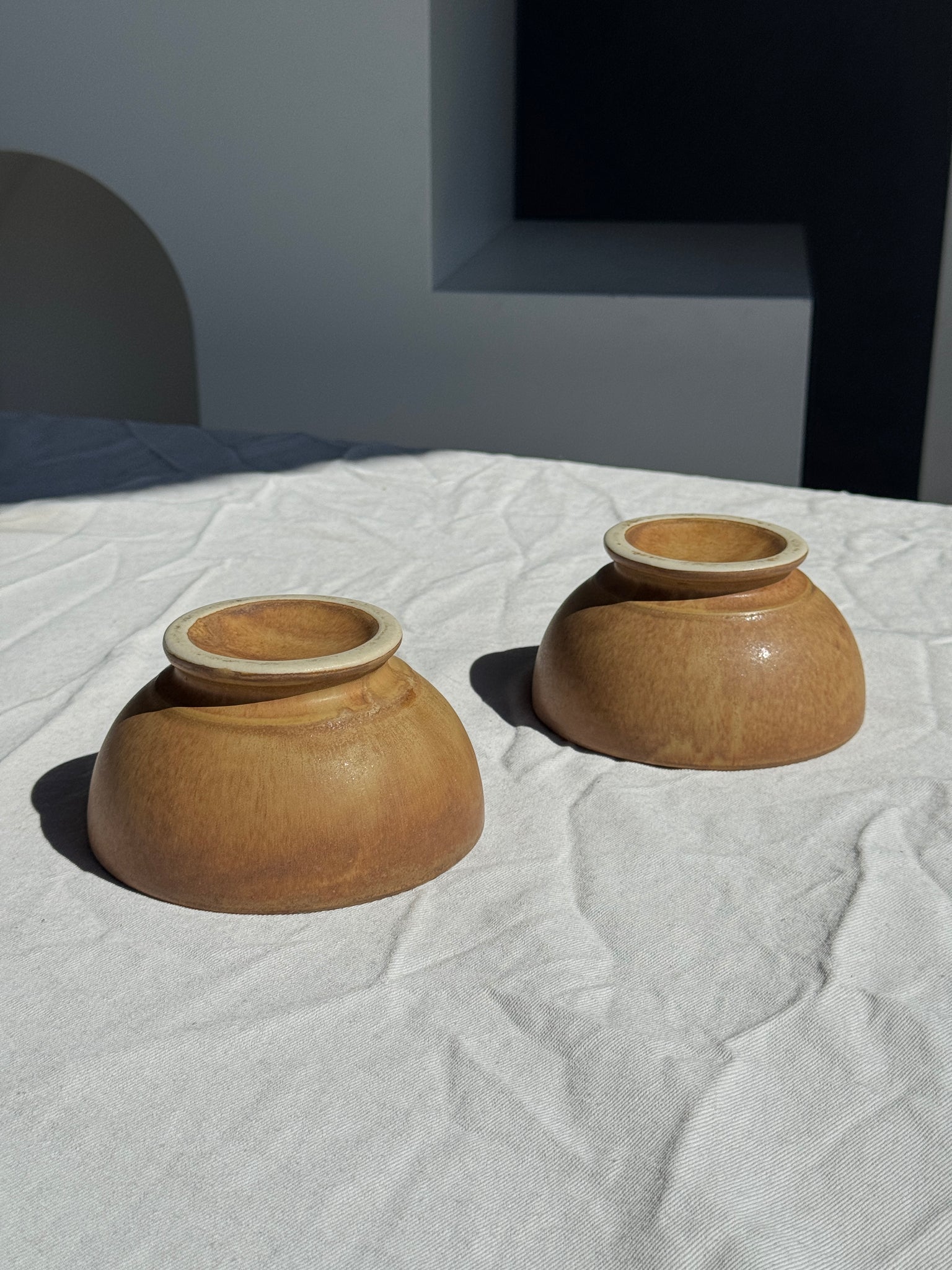 Lot de 2 petits bols piedouche en grès D13,5