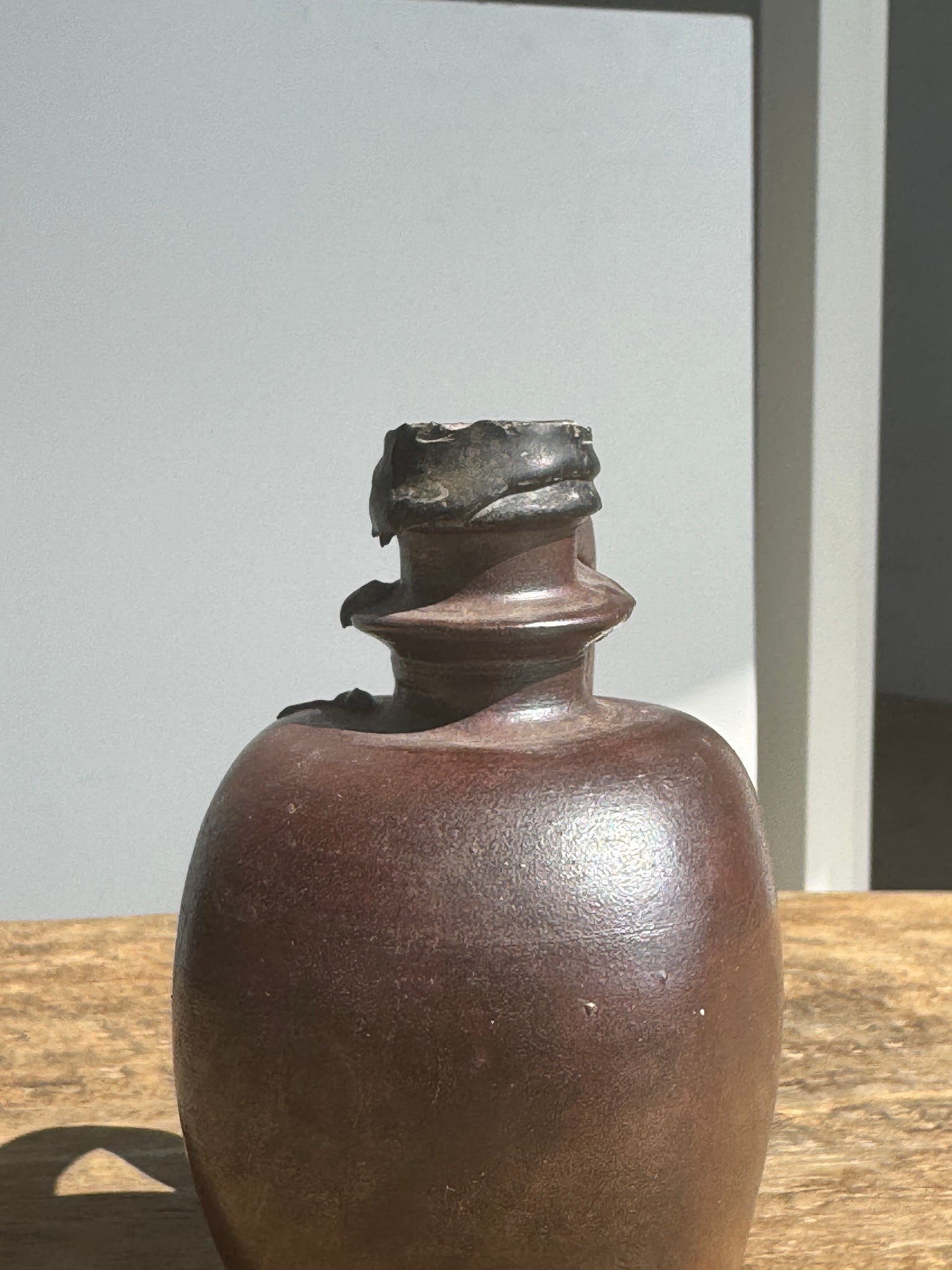 Mini jarre ancienne brune à eau de vie H15