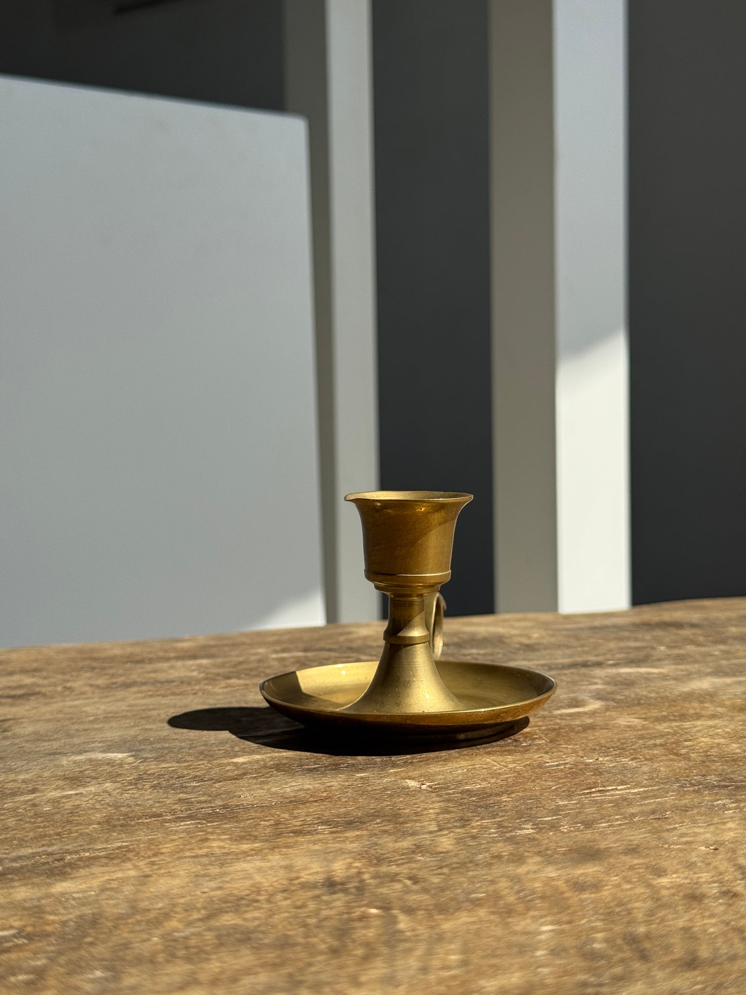 Petit bougeoir à main doré ancien H7