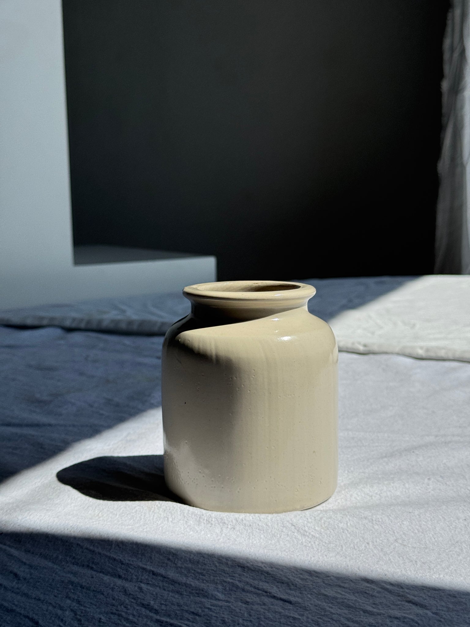 Pot à moutarde blanc H12,5 D10