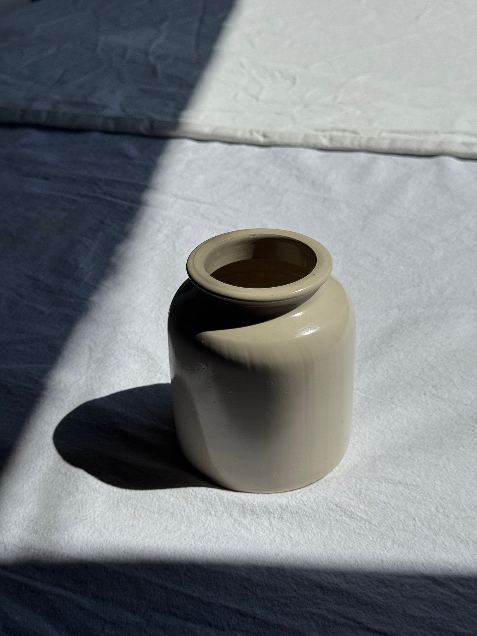 Pot à moutarde blanc H12,5 D10