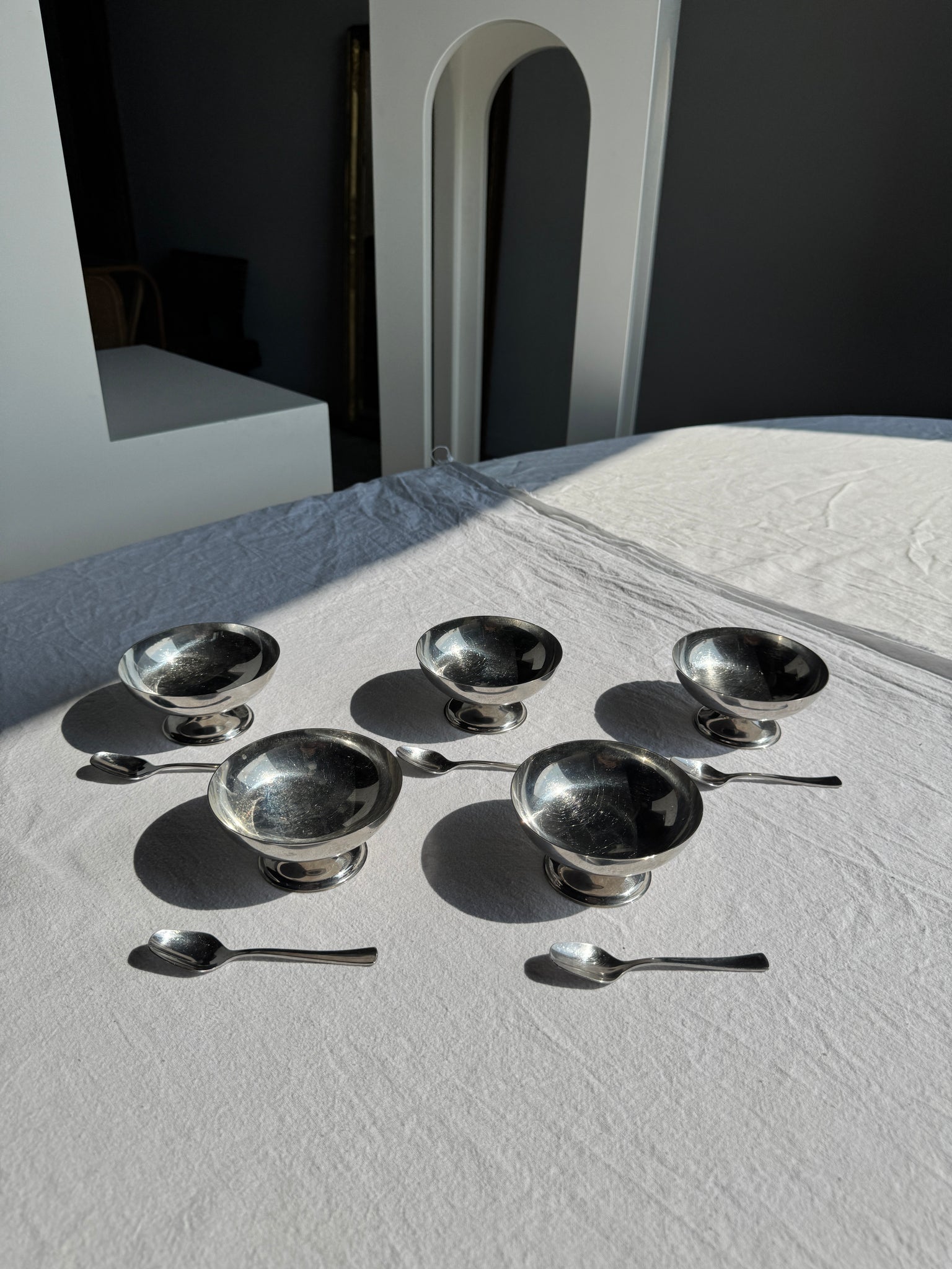 Lot de 5 coupes à glace vintage diamètre large en métal argenté H5,5 D10