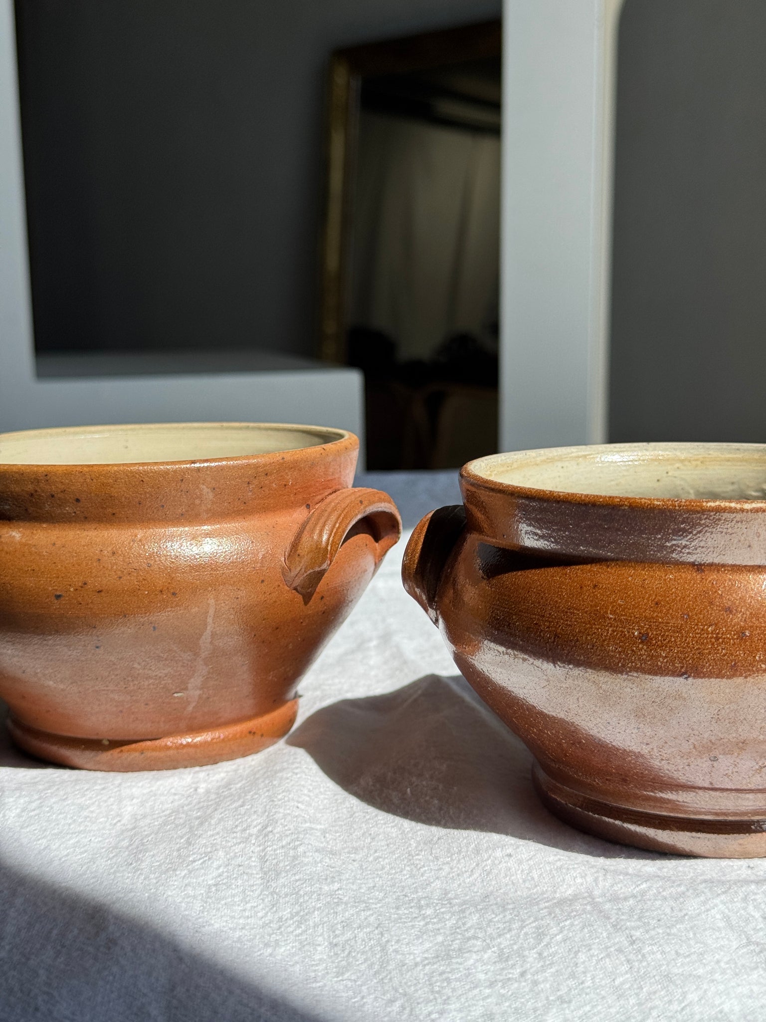 Deux petits bols à anse type soupe à l'oignon D12 H9