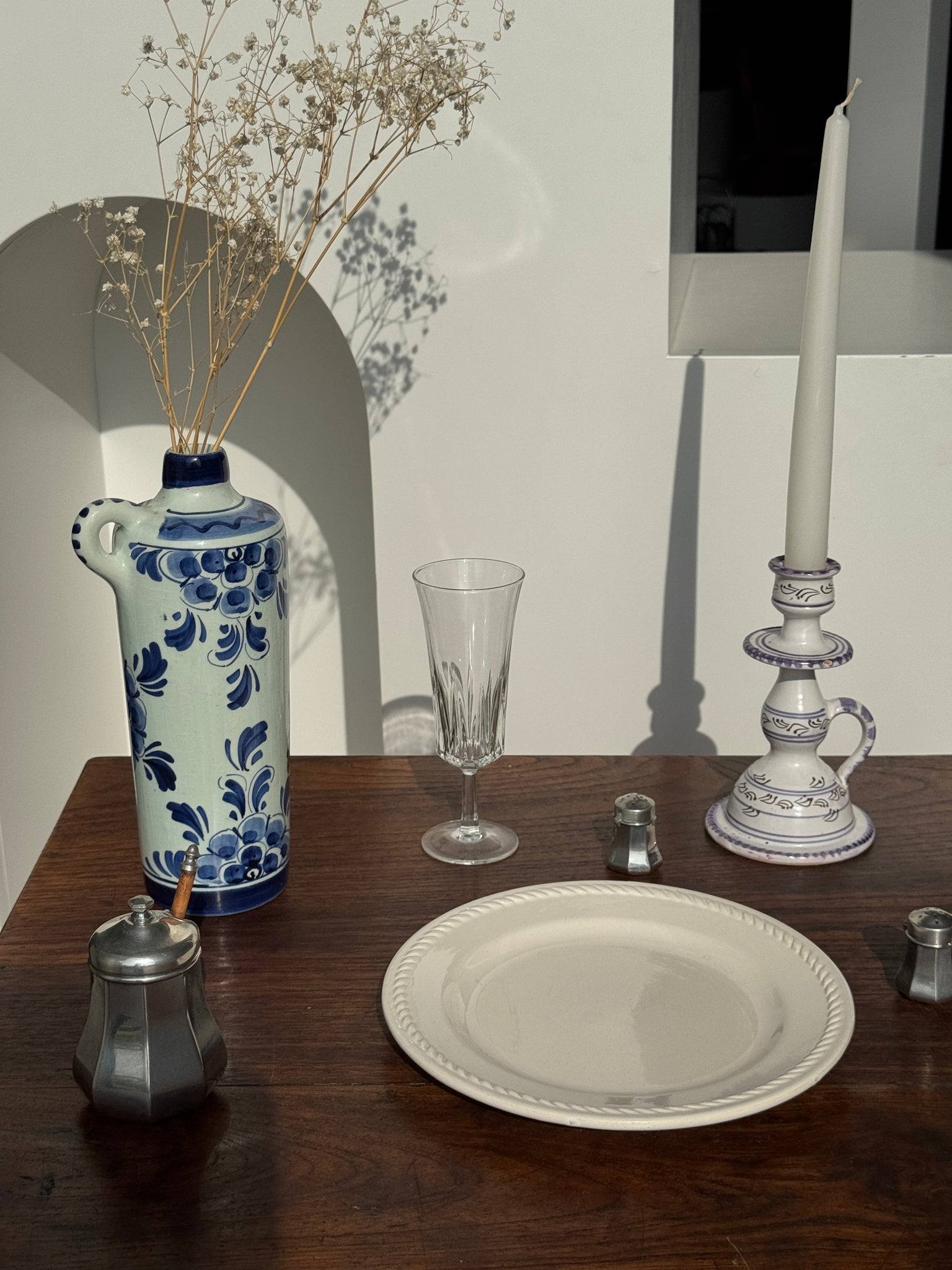 Verseuse hollandaise bleue et blanche H24