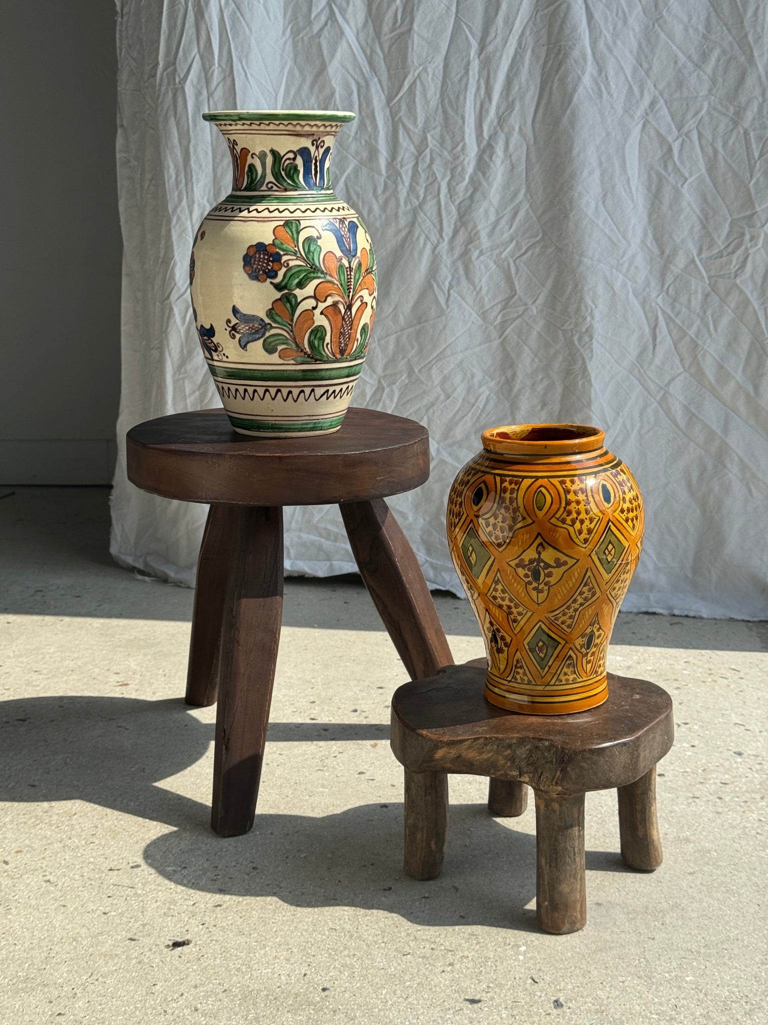 Vase provençal jaune et vert à motifs géométriques H24