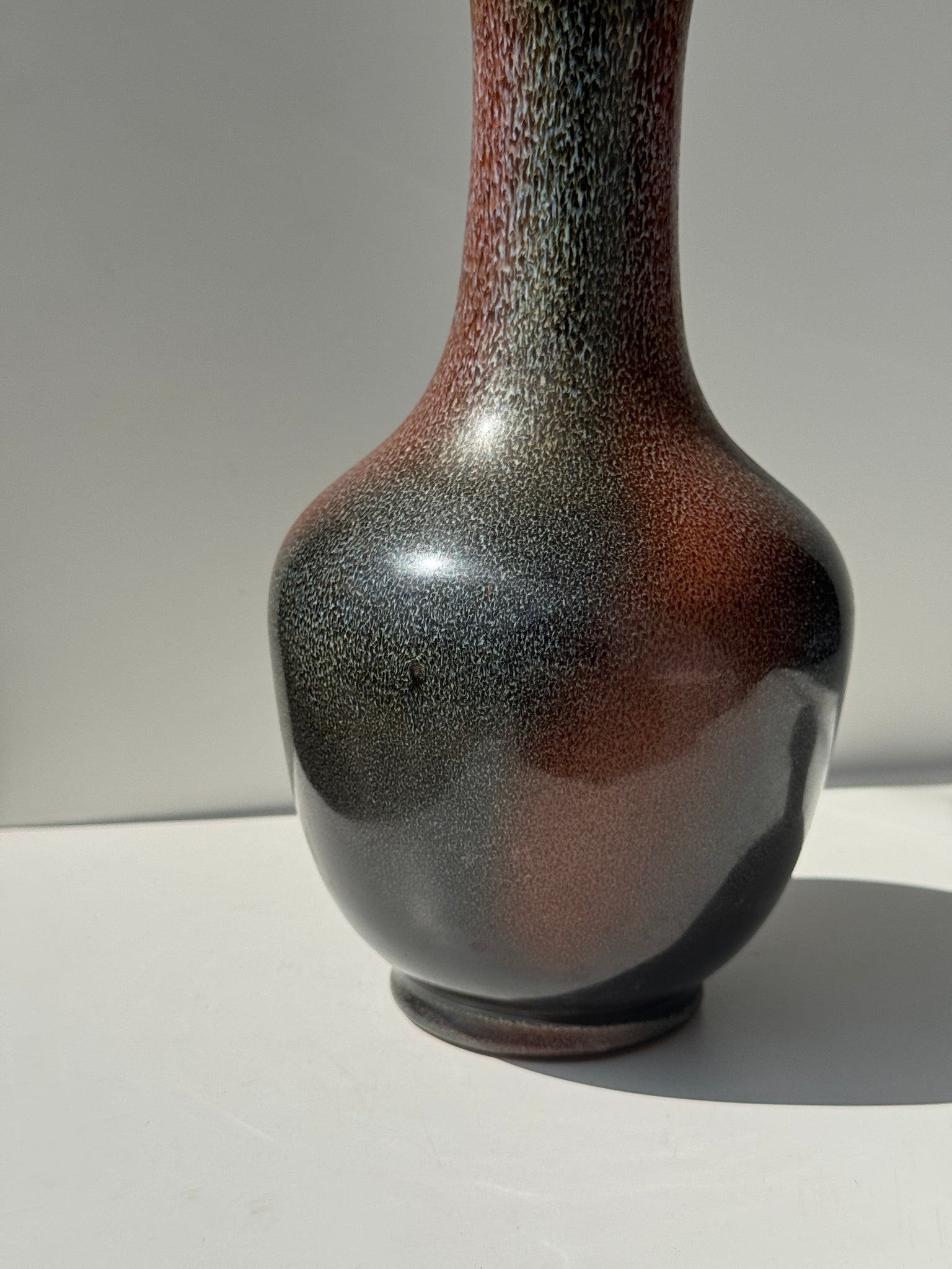 Vase en céramique brun H25