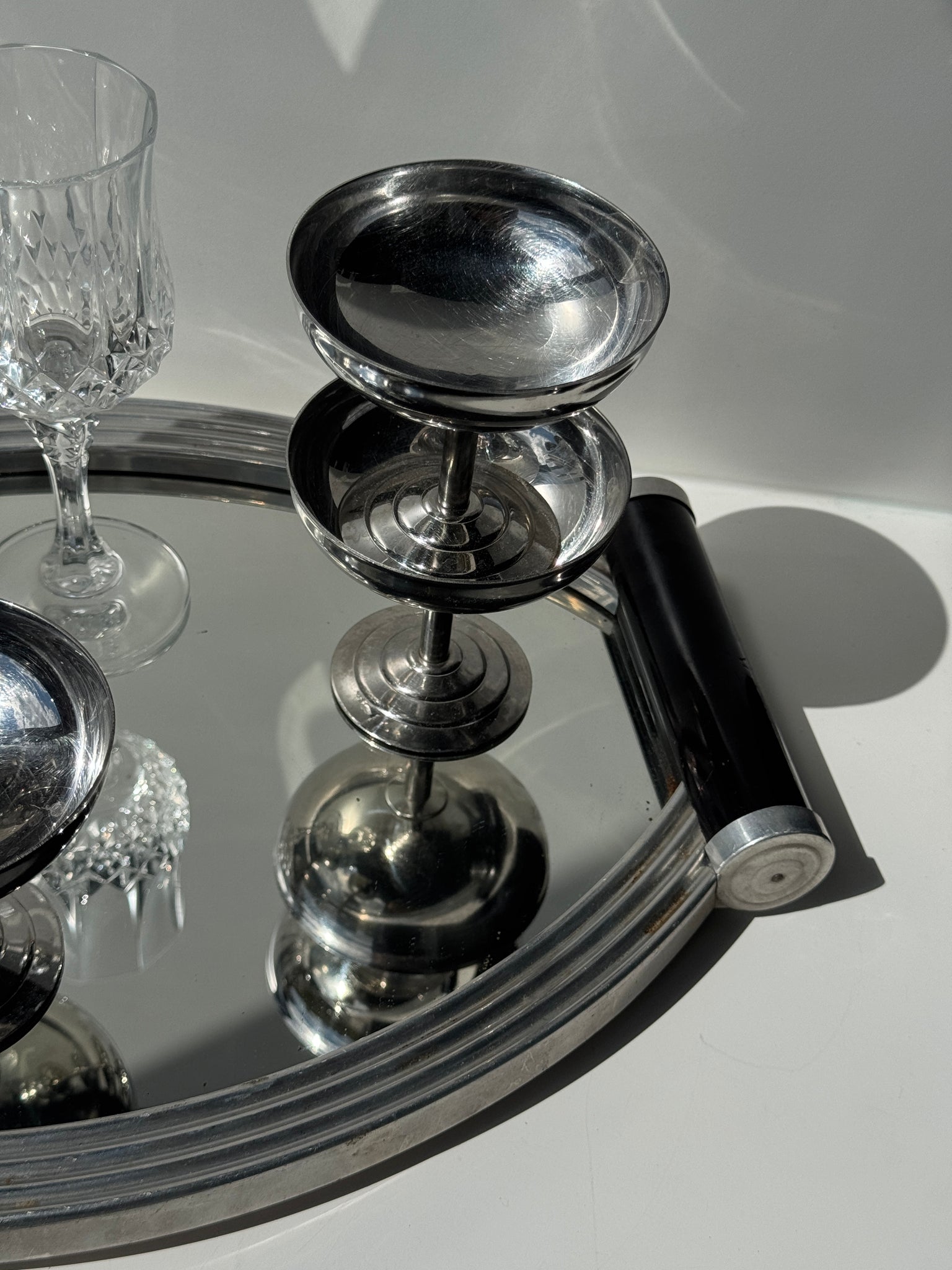 Plateau miroir à deux anses noires vintage 26x38