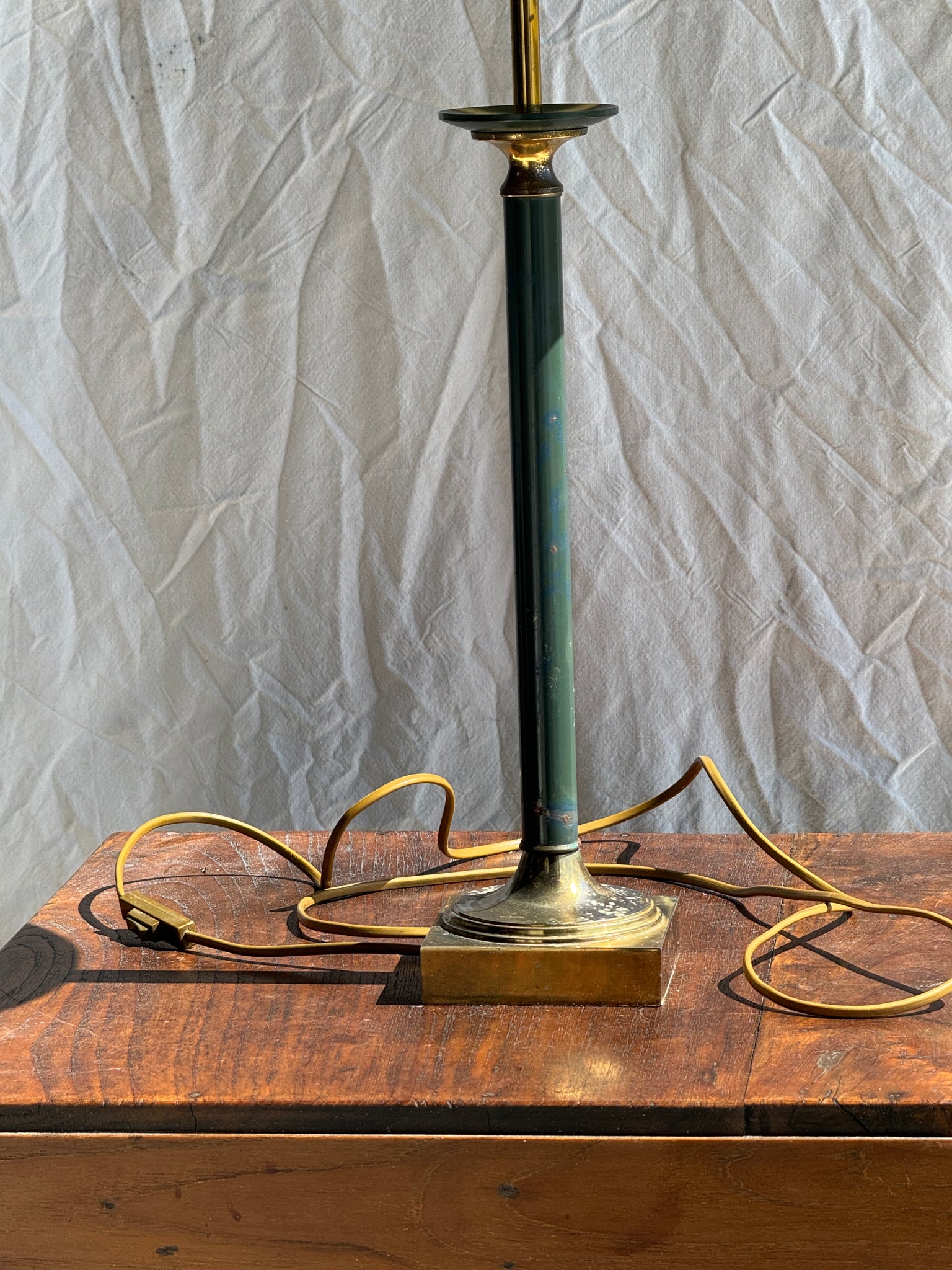 Lampe à poser vintage verte et dorée H60 D30