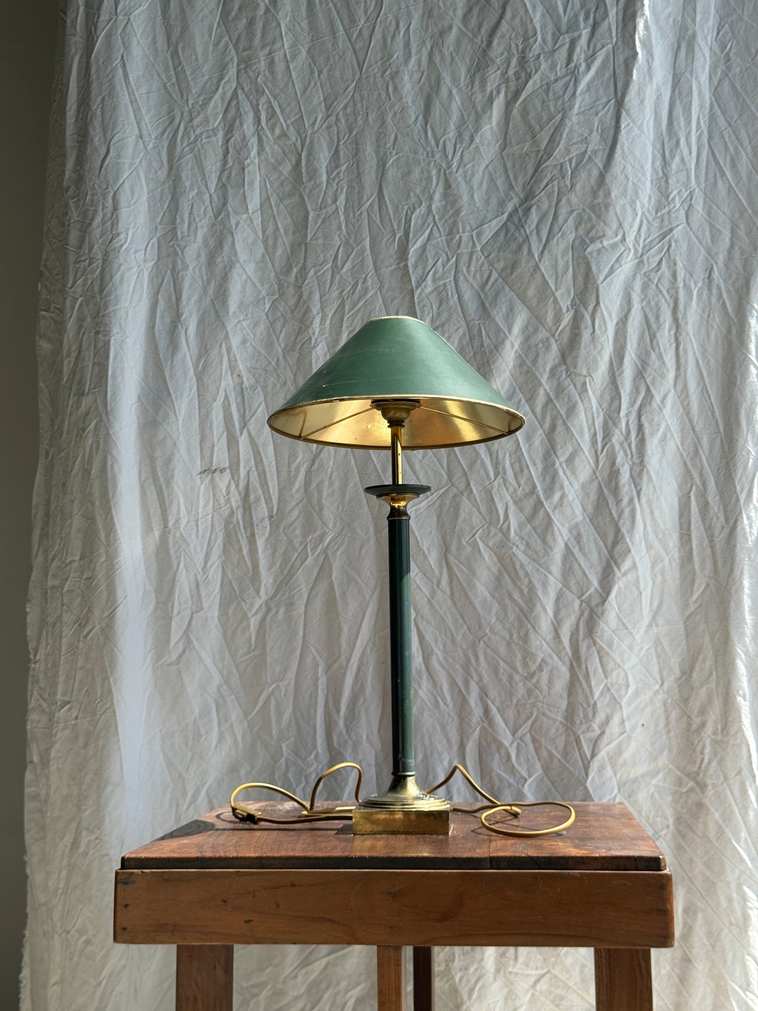 Lampe à poser vintage verte et dorée H60 D30