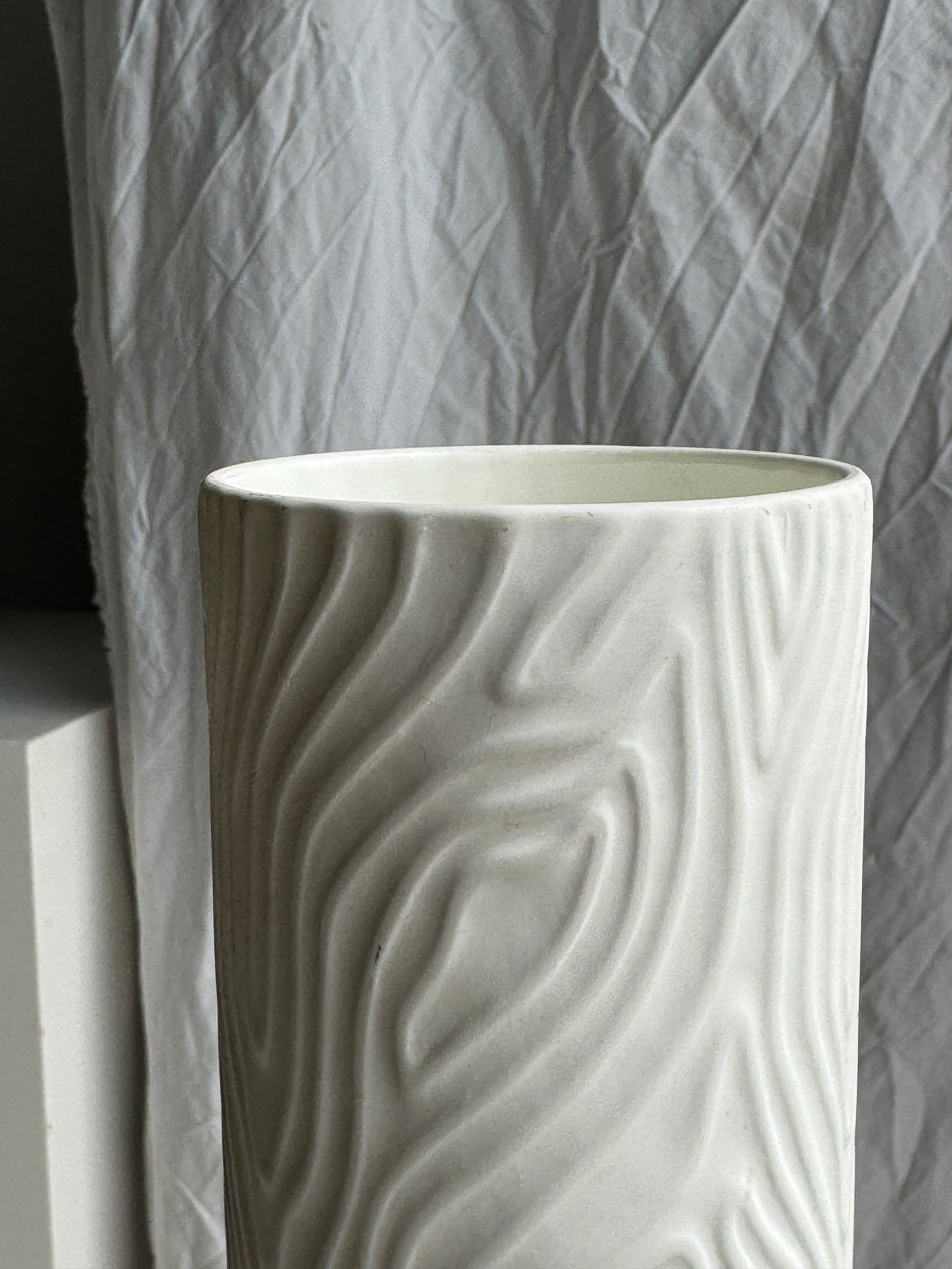 Vase Villeroy & Boch tubulaire Porcelaine de Chine H25,5