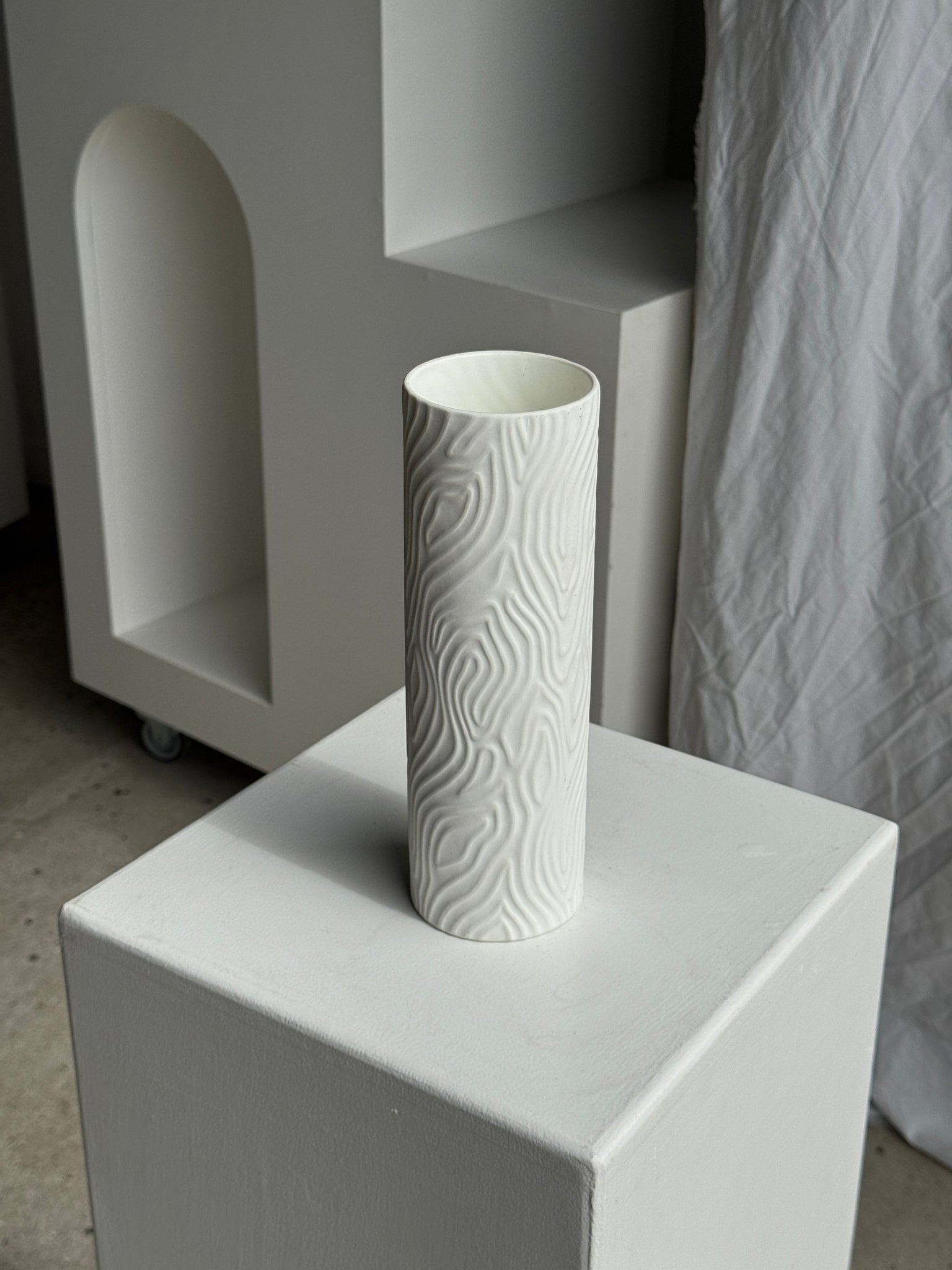 Vase Villeroy & Boch tubulaire Porcelaine de Chine H25,5