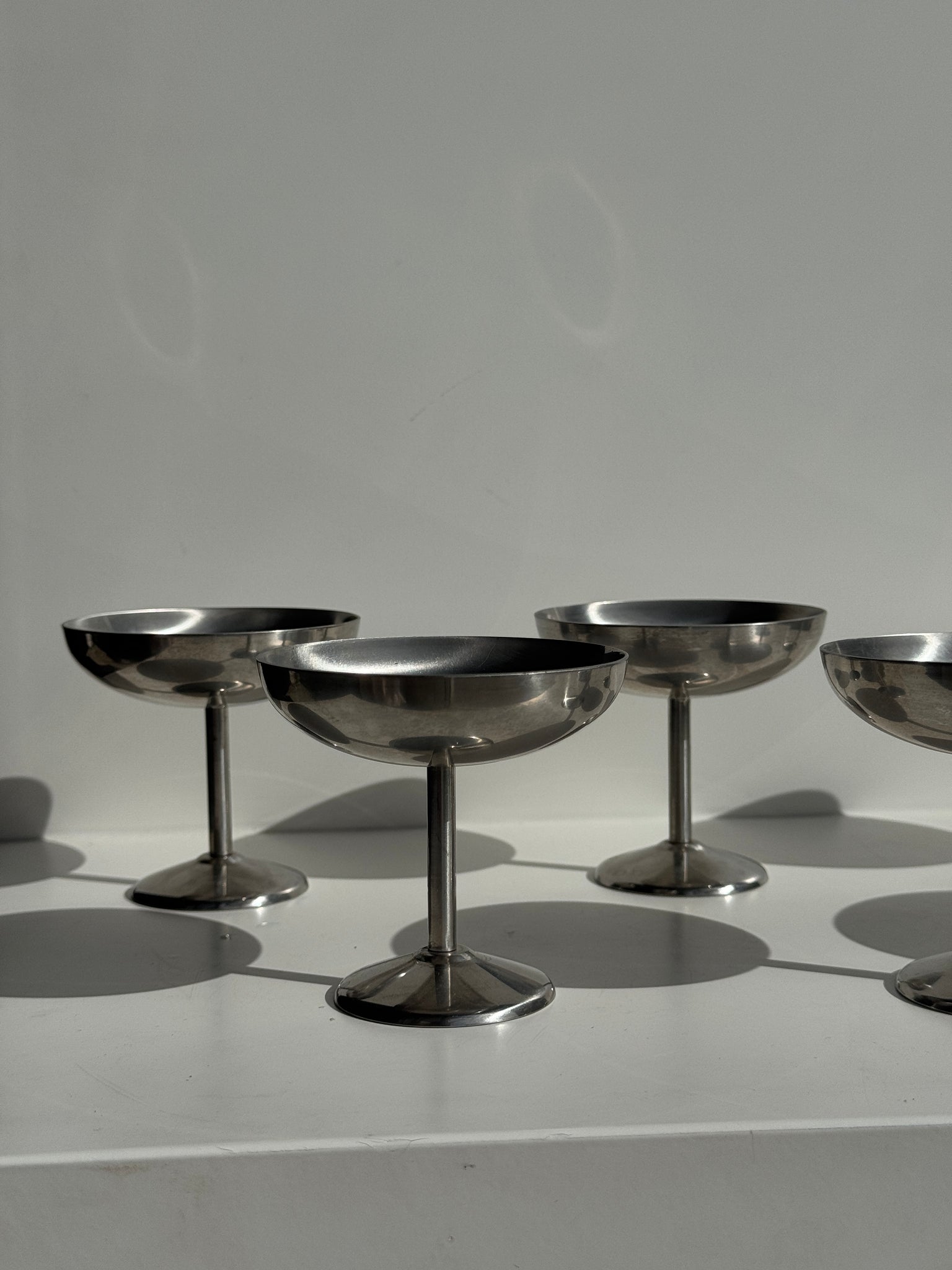 Lot de 6 coupes à glace en métal vintage hautes D9 H8,5