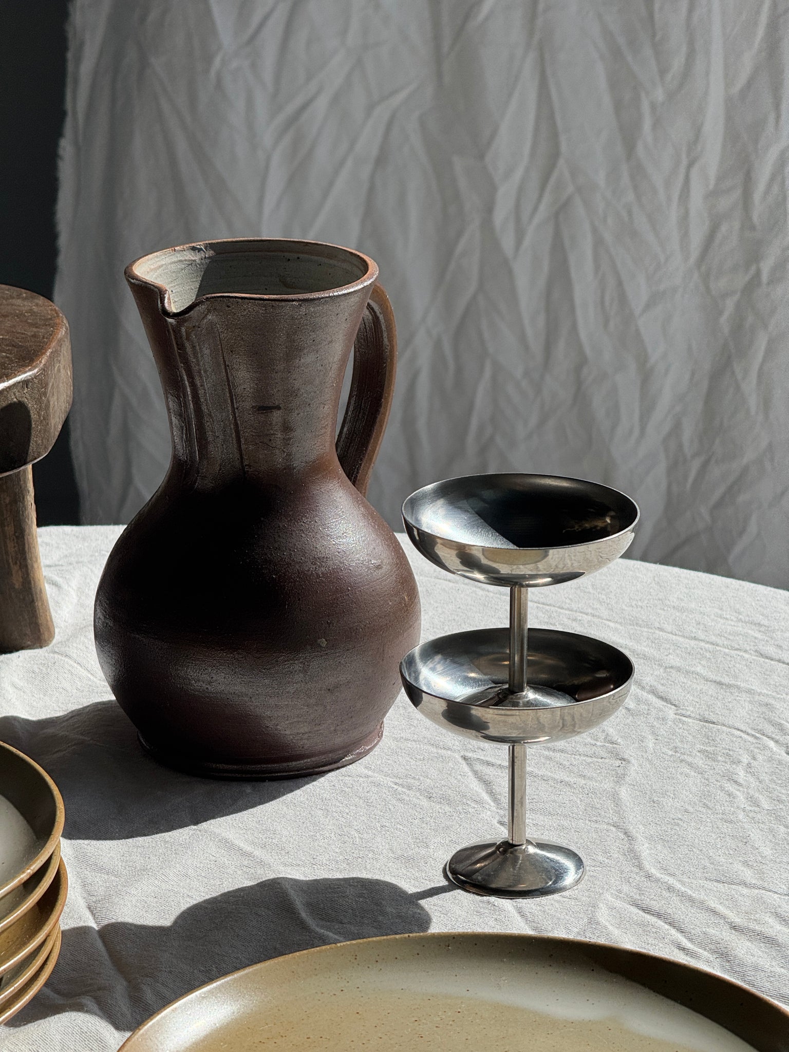 Carafe ou pichet en grès H20